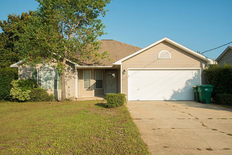 Welcome home to this beautiful family home. You will love the large back yard, the cozy living area and the split bedroom plan. A/C unit replaced in 2016. Stainless steel refrigerator 2016, Stainless steel dishwasher 2017, washer/dryer 2016. Septic tank pumped and pump replaced 2017. Above ground pool ''as is'' with no value. sprinkler system with well, fresh paitn in main living area and updated lights, fans, and hardware.