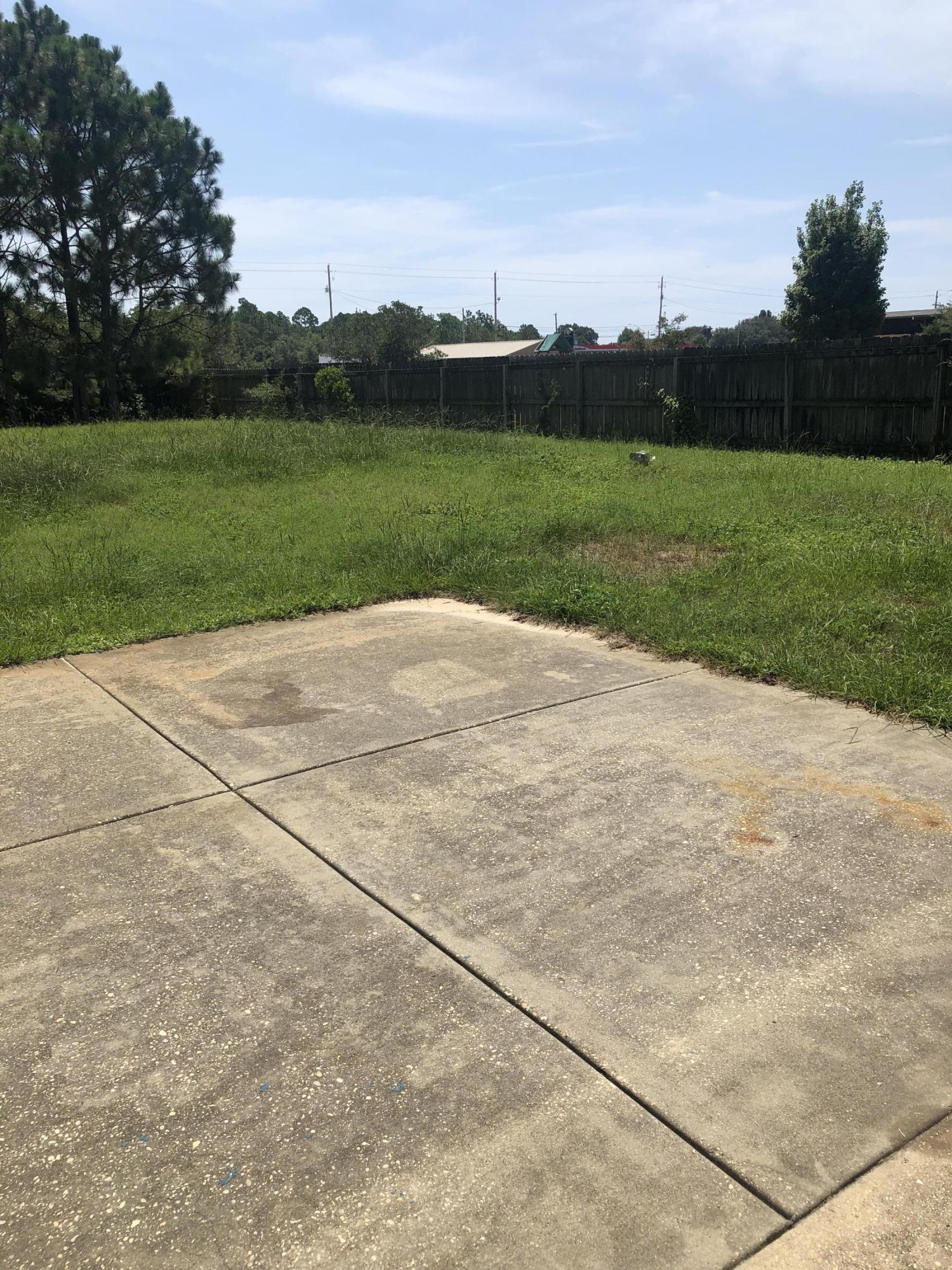 NAVARRE S/D 2ND ADDN - Residential