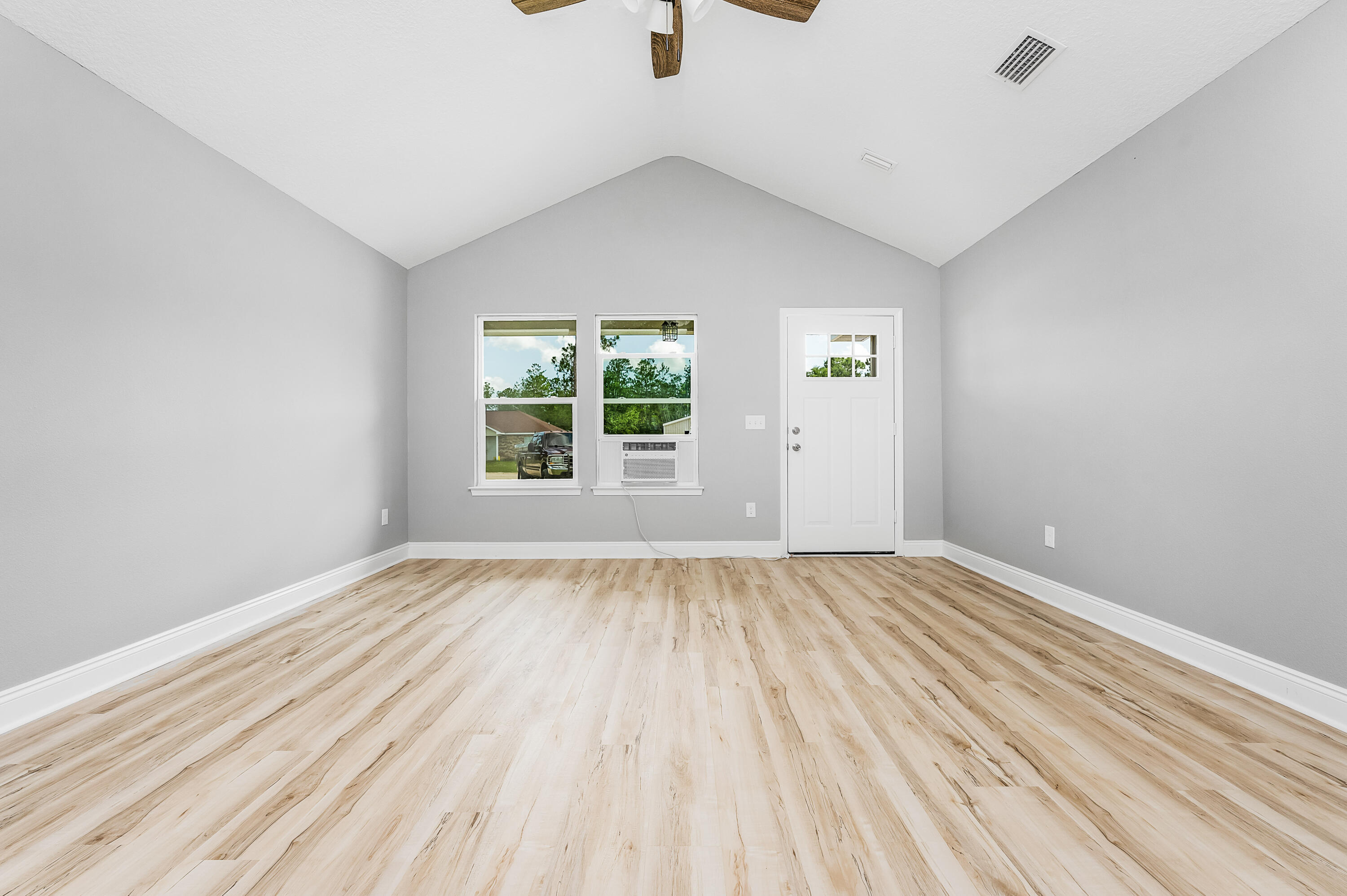 CV PINES/TRIPLE LAKE - Residential