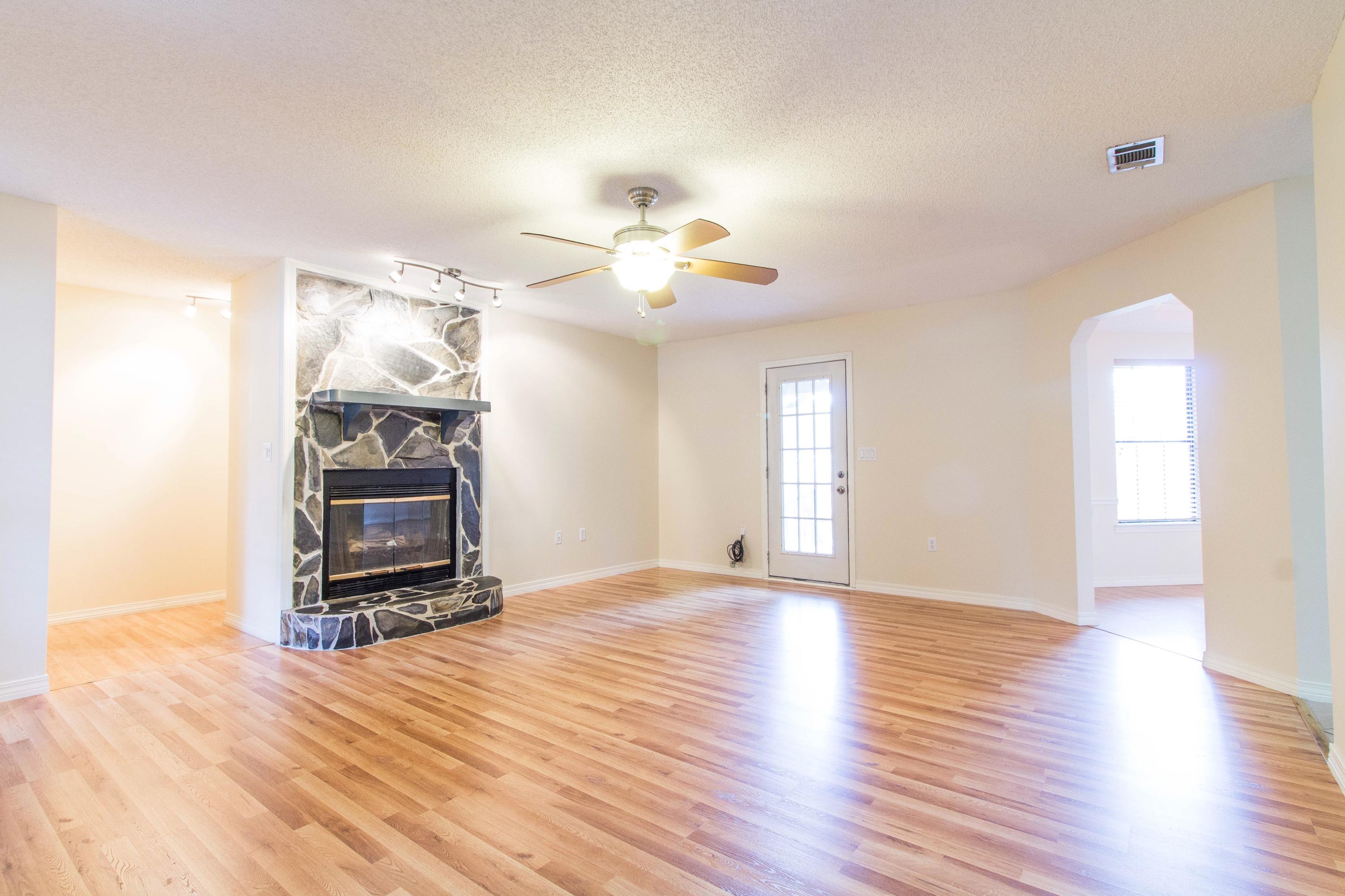 PAGE PLACE - Residential