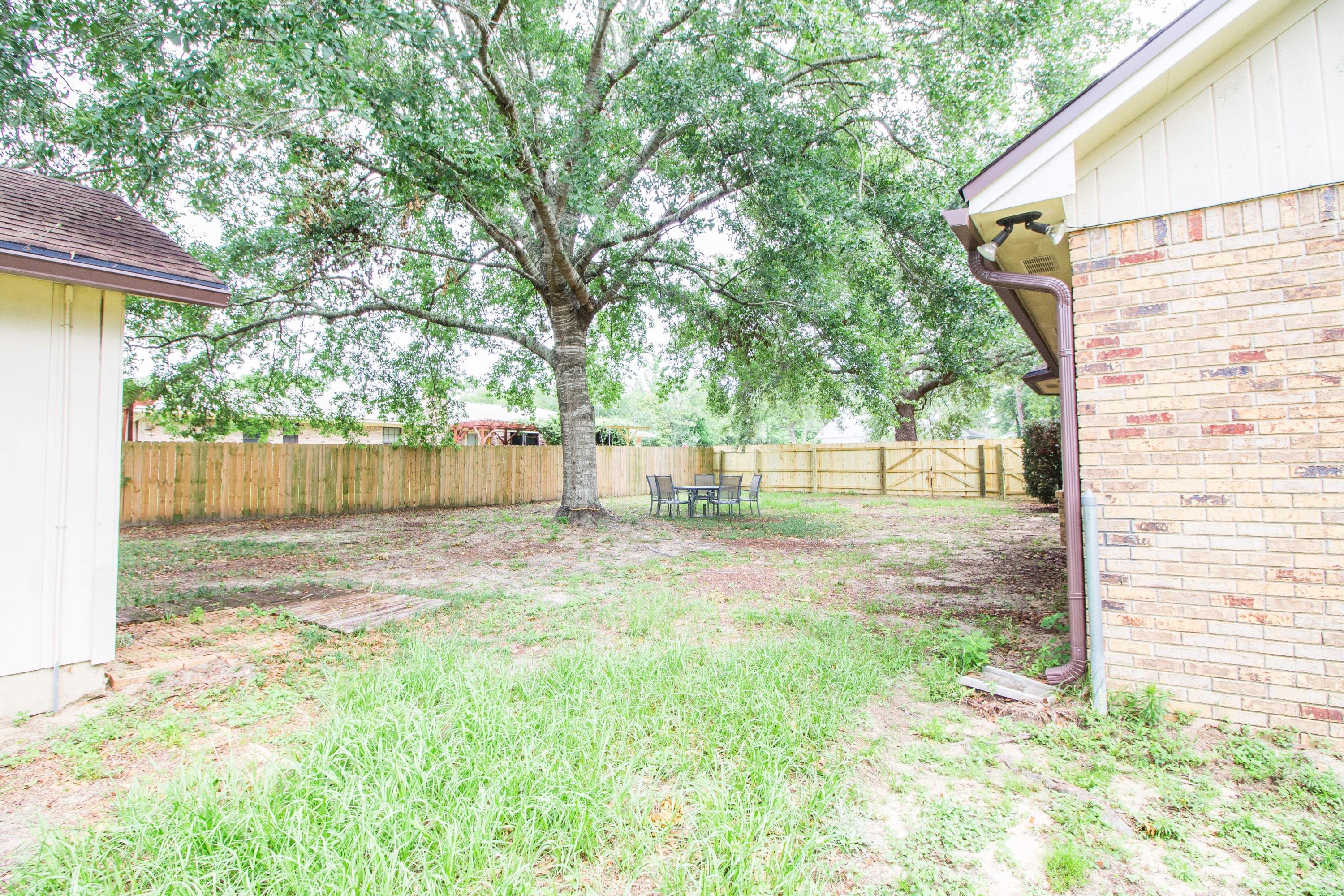 PAGE PLACE - Residential