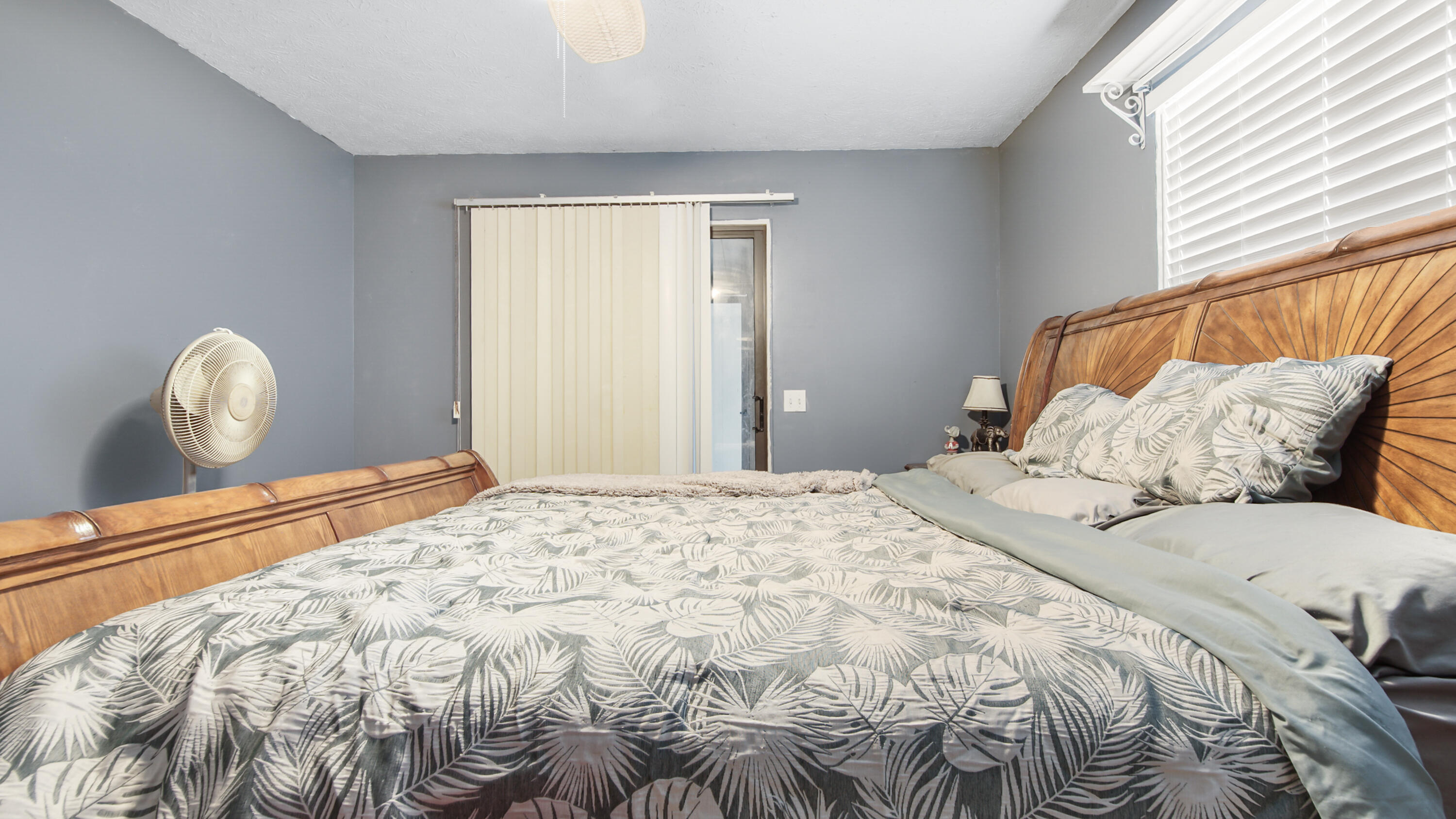 HOLIDAY BEACH UNIT 16 - Residential