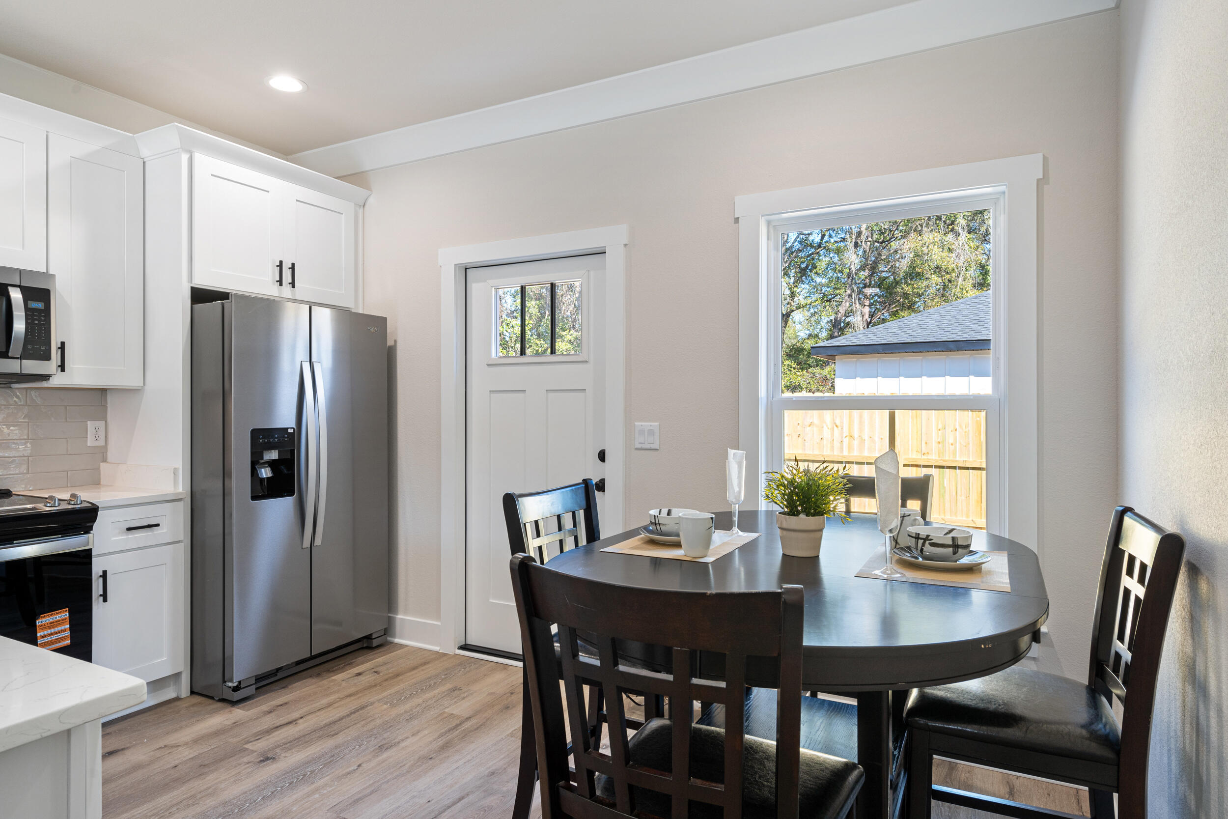 CRESTVIEW BEG SW COR LOT 4 BLK 146 N 53 DEG E 75FT S 36 - Residential