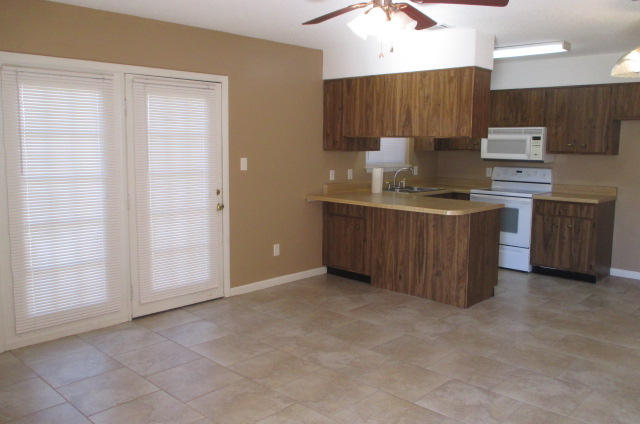 PINE RUN - Residential Lease