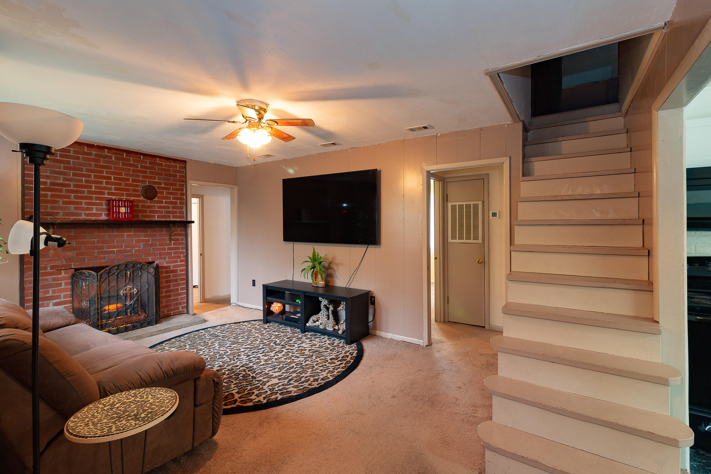 OAKWOOD HILLS UNIT 3 - Residential