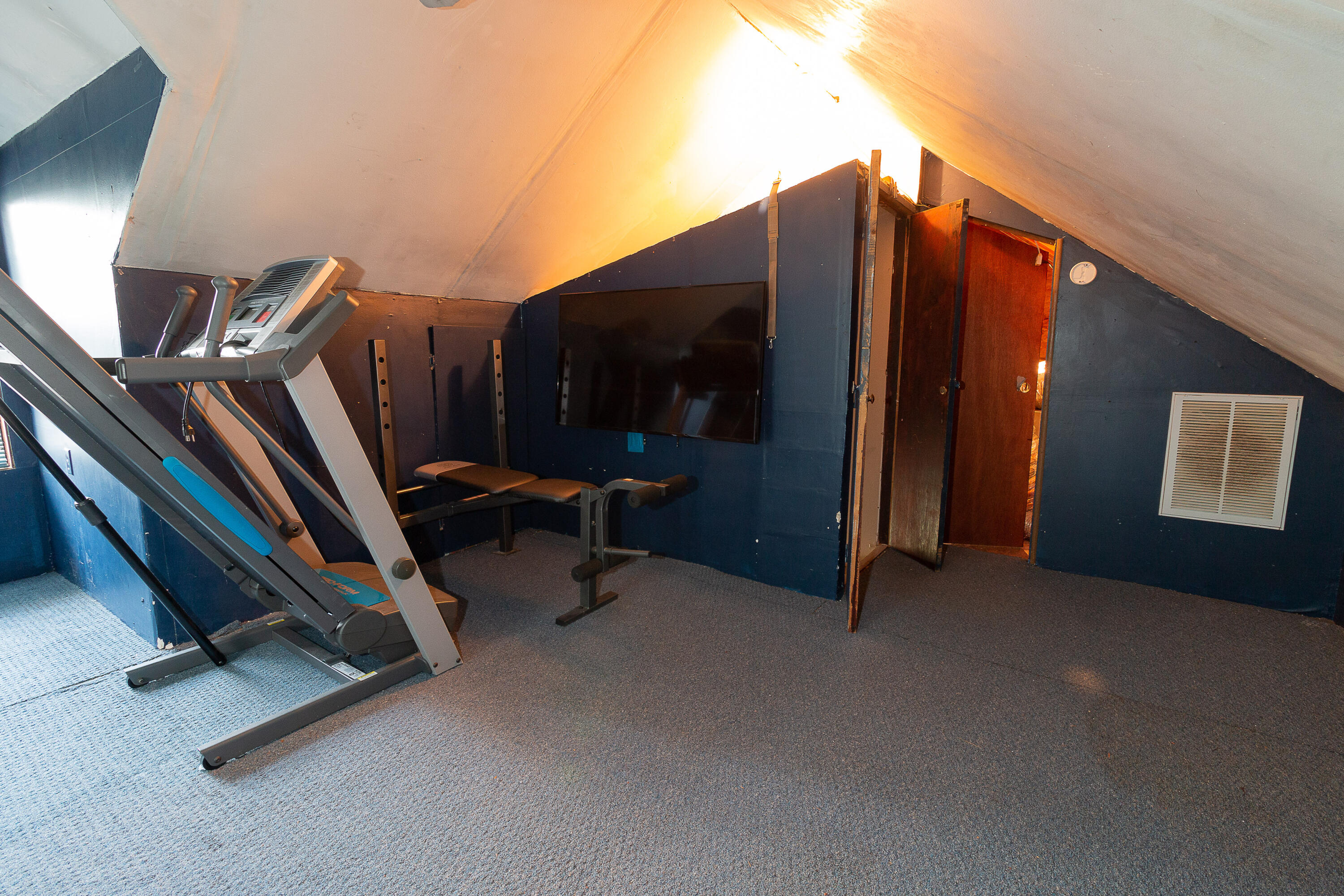 OAKWOOD HILLS UNIT 3 - Residential