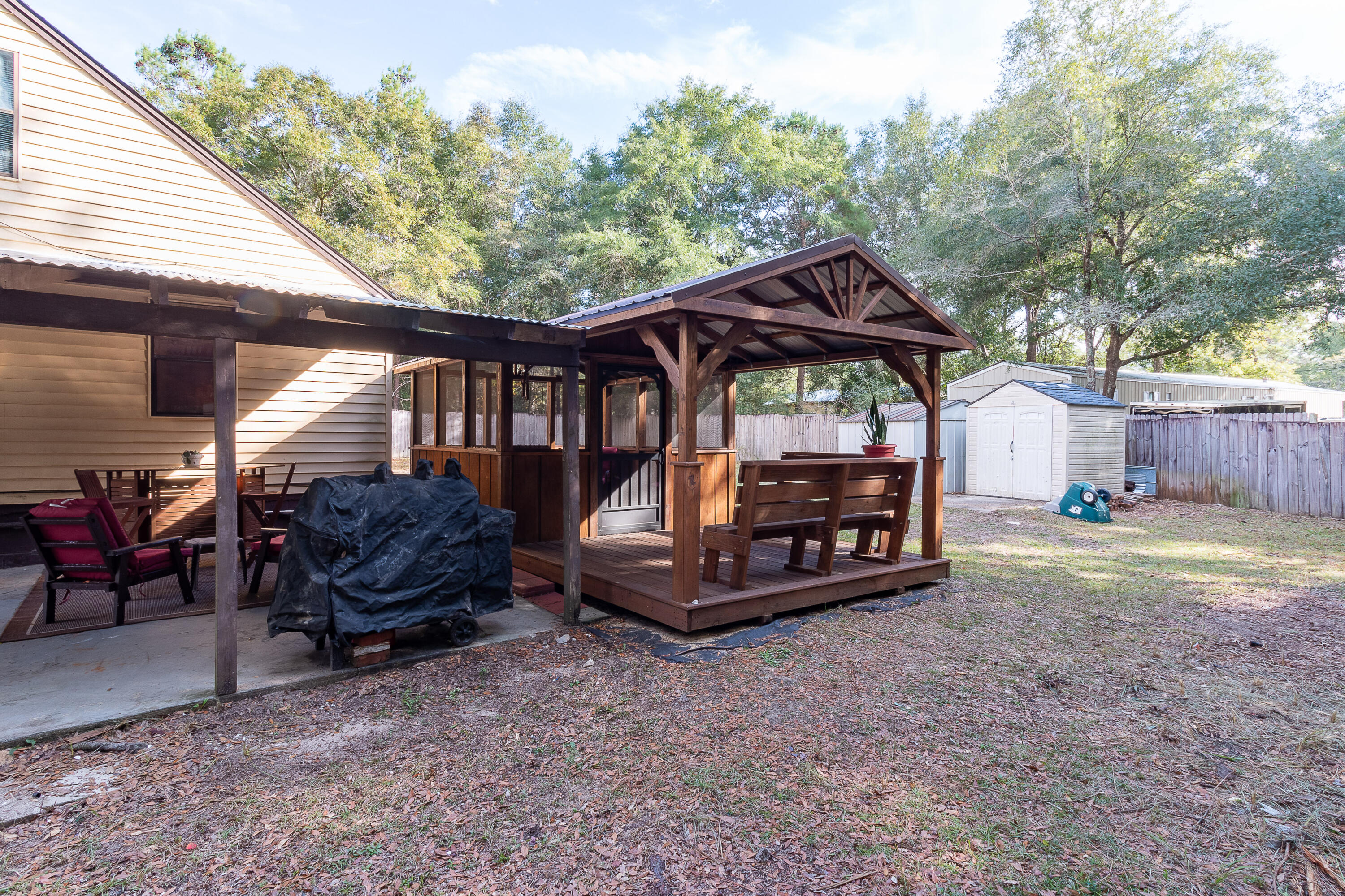 OAKWOOD HILLS UNIT 3 - Residential