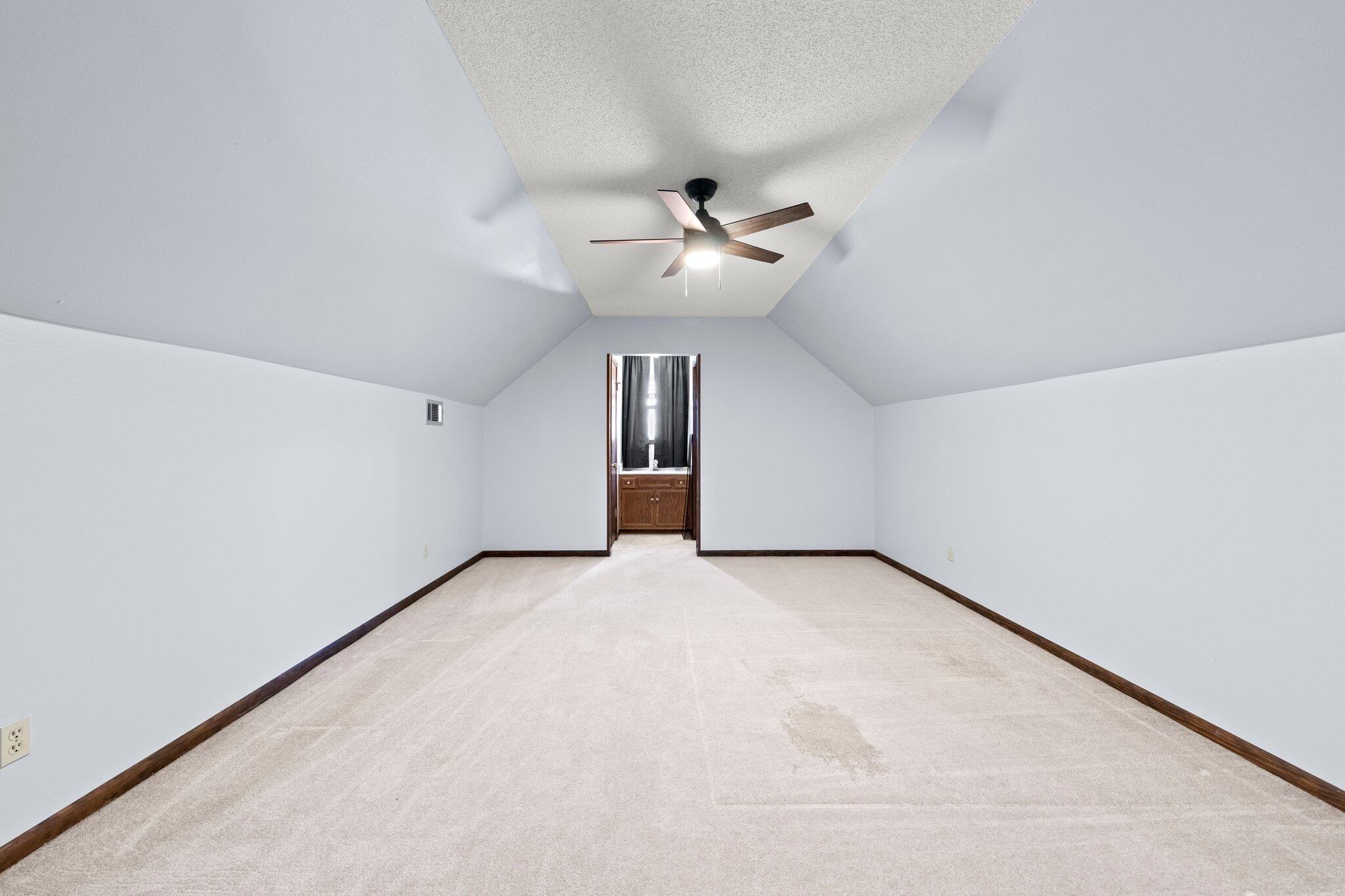 RAINTREE ESTATES - Residential Lease