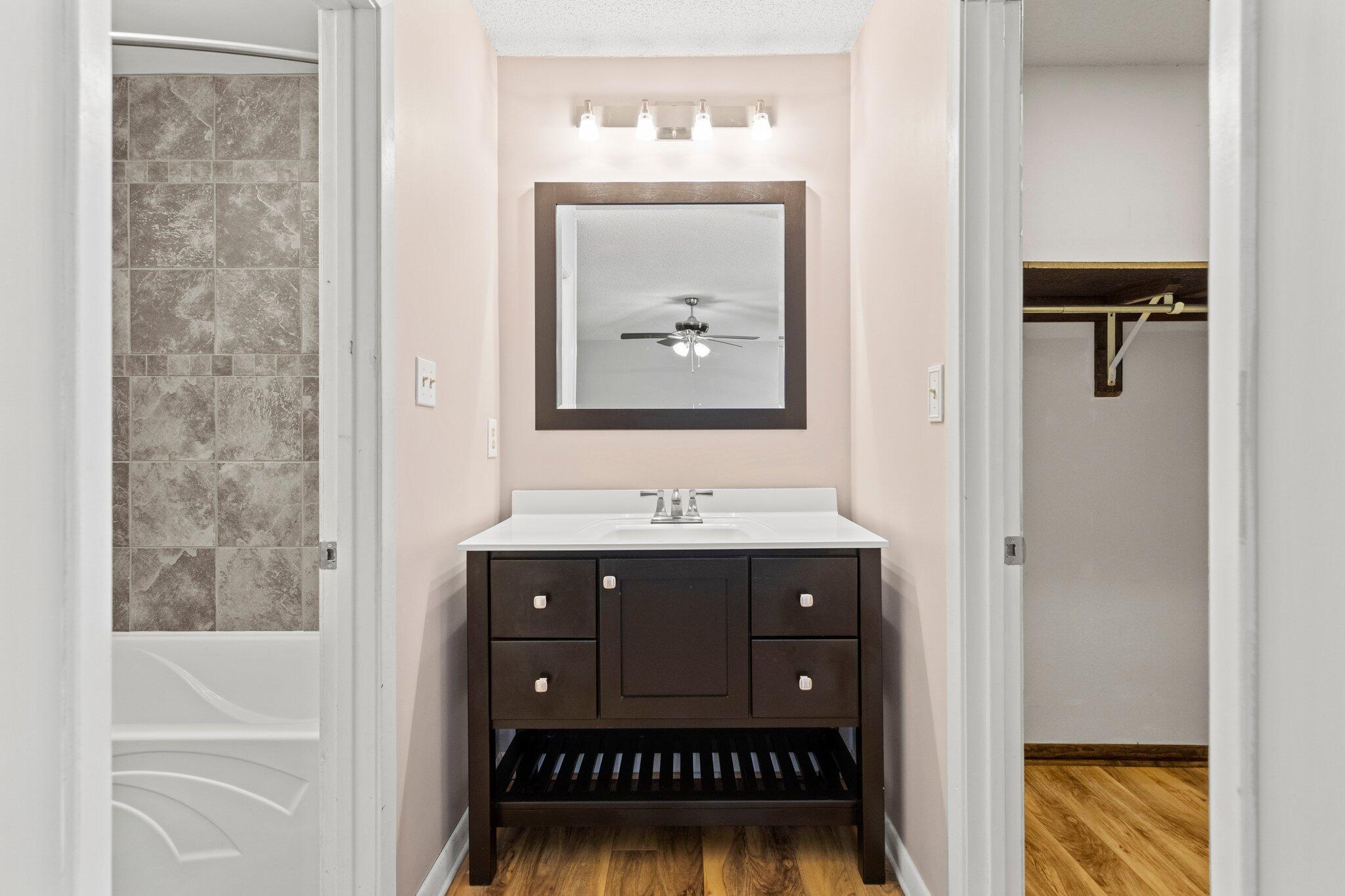 RAINTREE ESTATES - Residential Lease