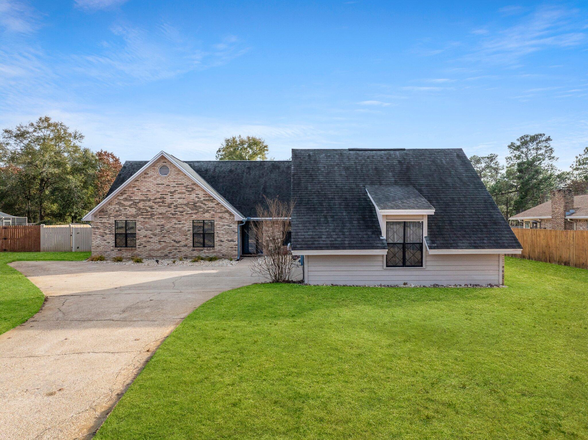 RAINTREE ESTATES - Residential Lease