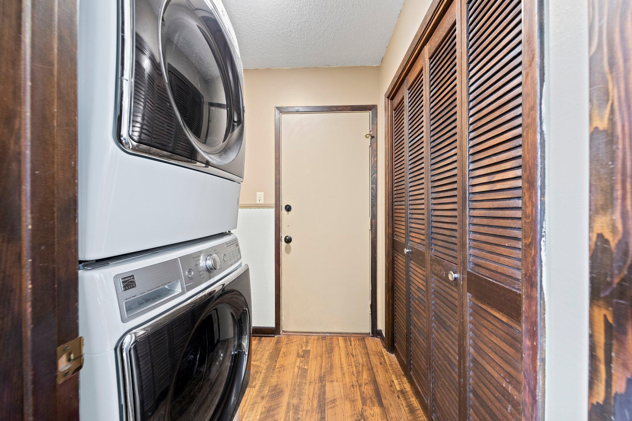 RAINTREE ESTATES - Residential Lease