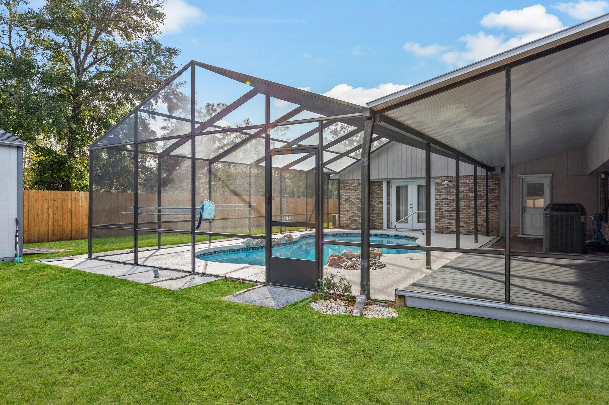 RAINTREE ESTATES - Residential Lease