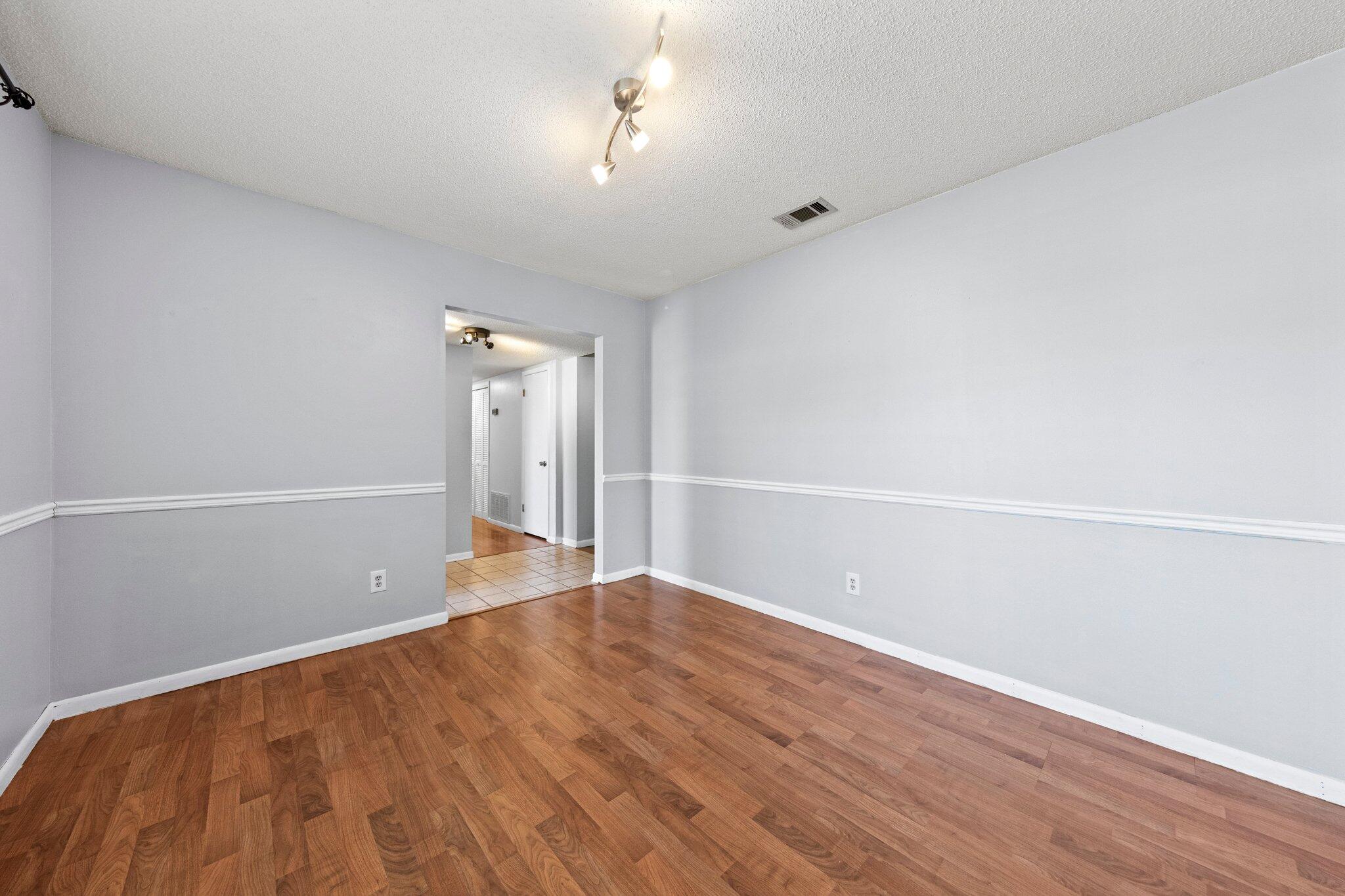 RAINTREE ESTATES - Residential Lease