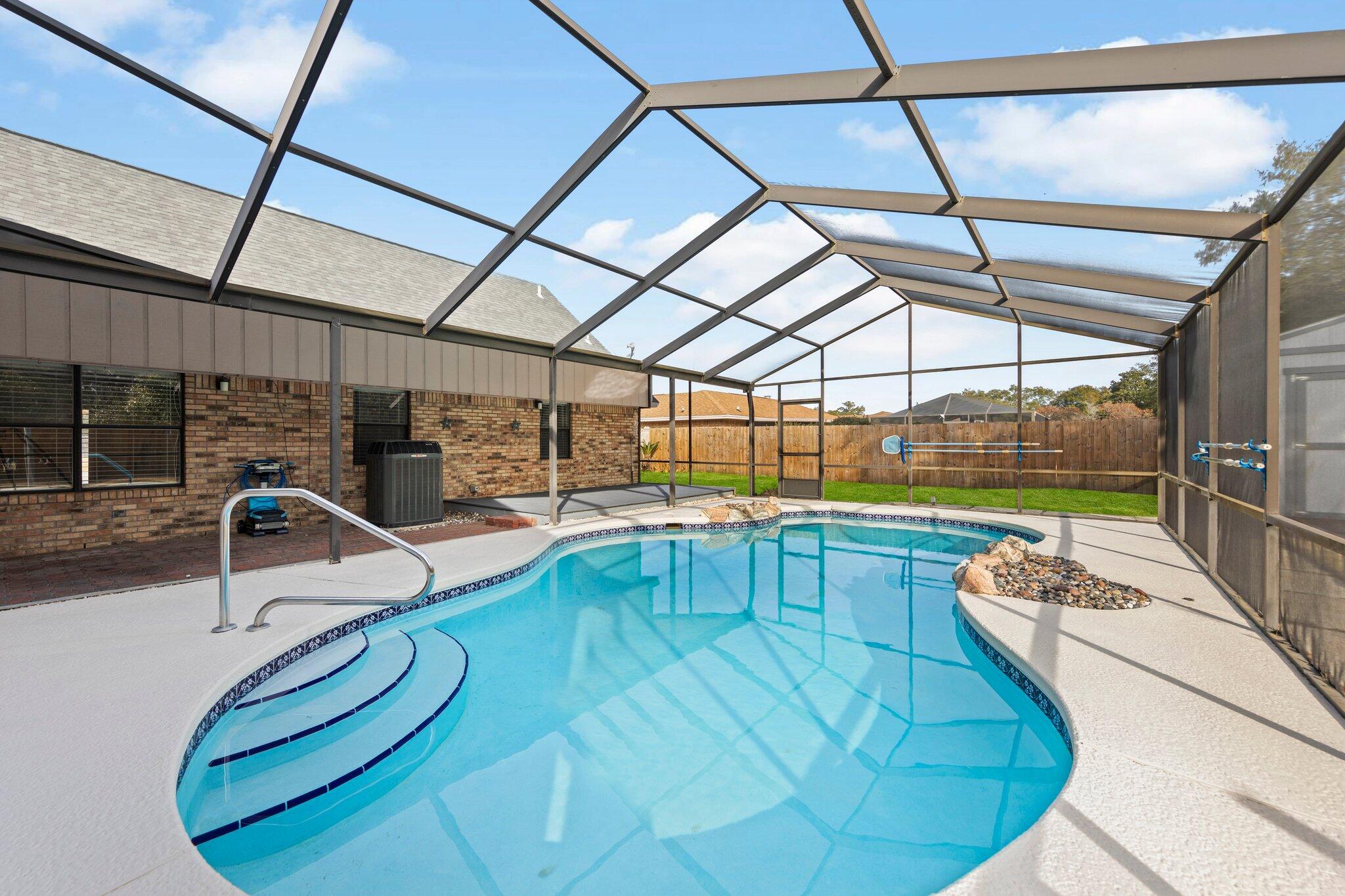 RAINTREE ESTATES - Residential Lease