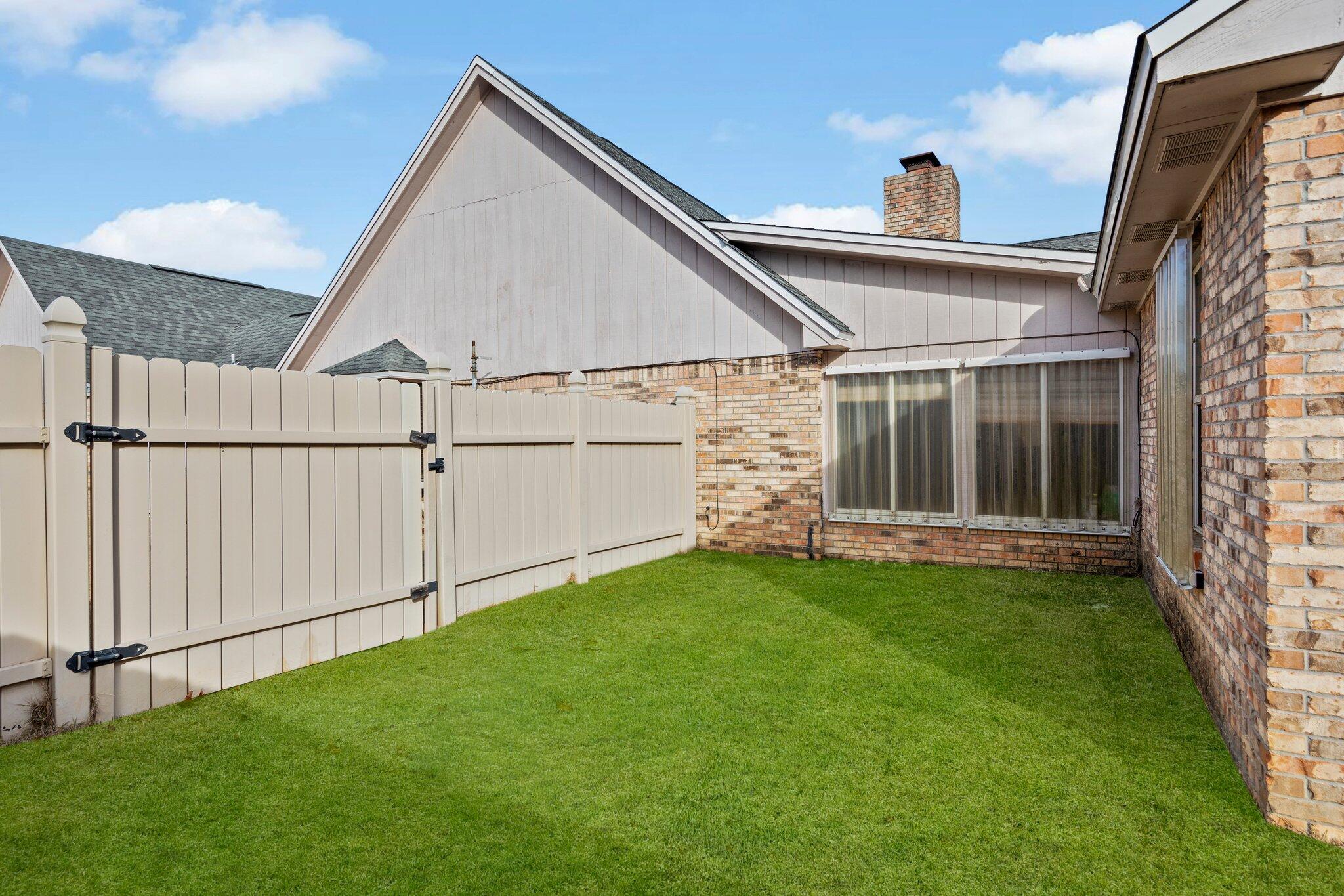 RAINTREE ESTATES - Residential Lease