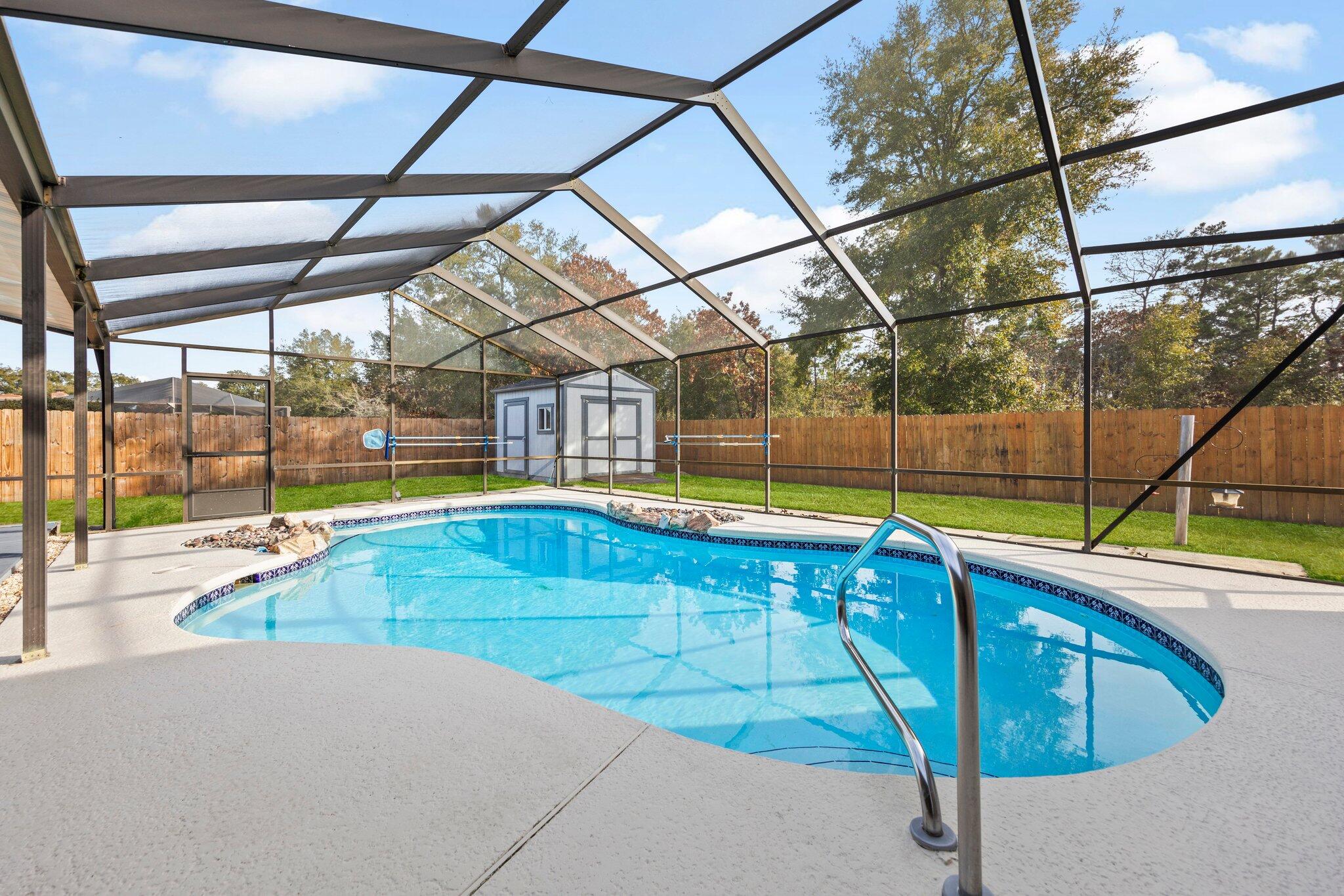 RAINTREE ESTATES - Residential Lease