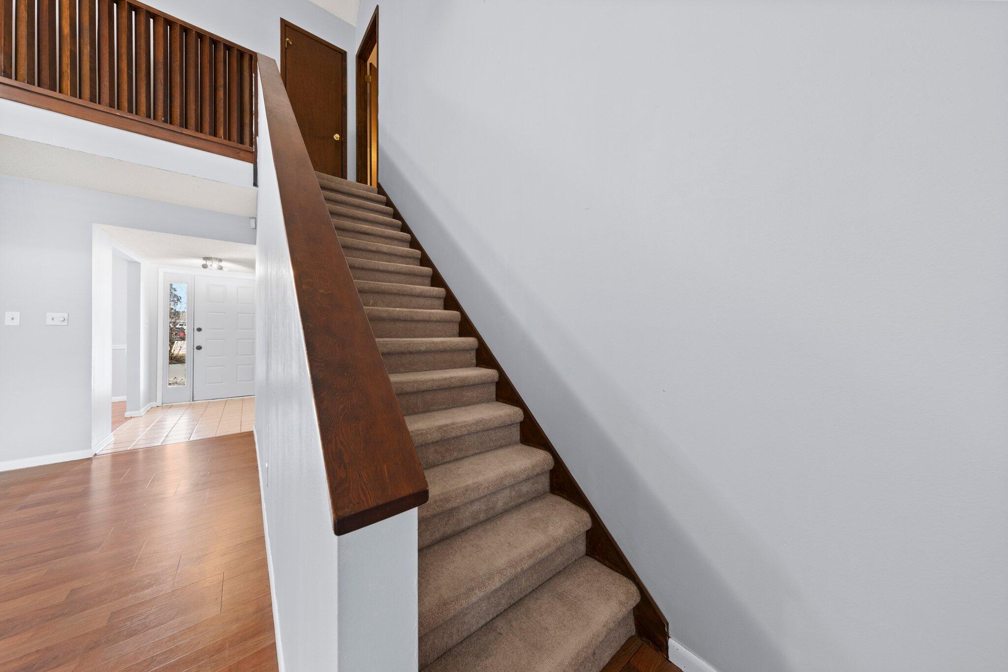 RAINTREE ESTATES - Residential Lease