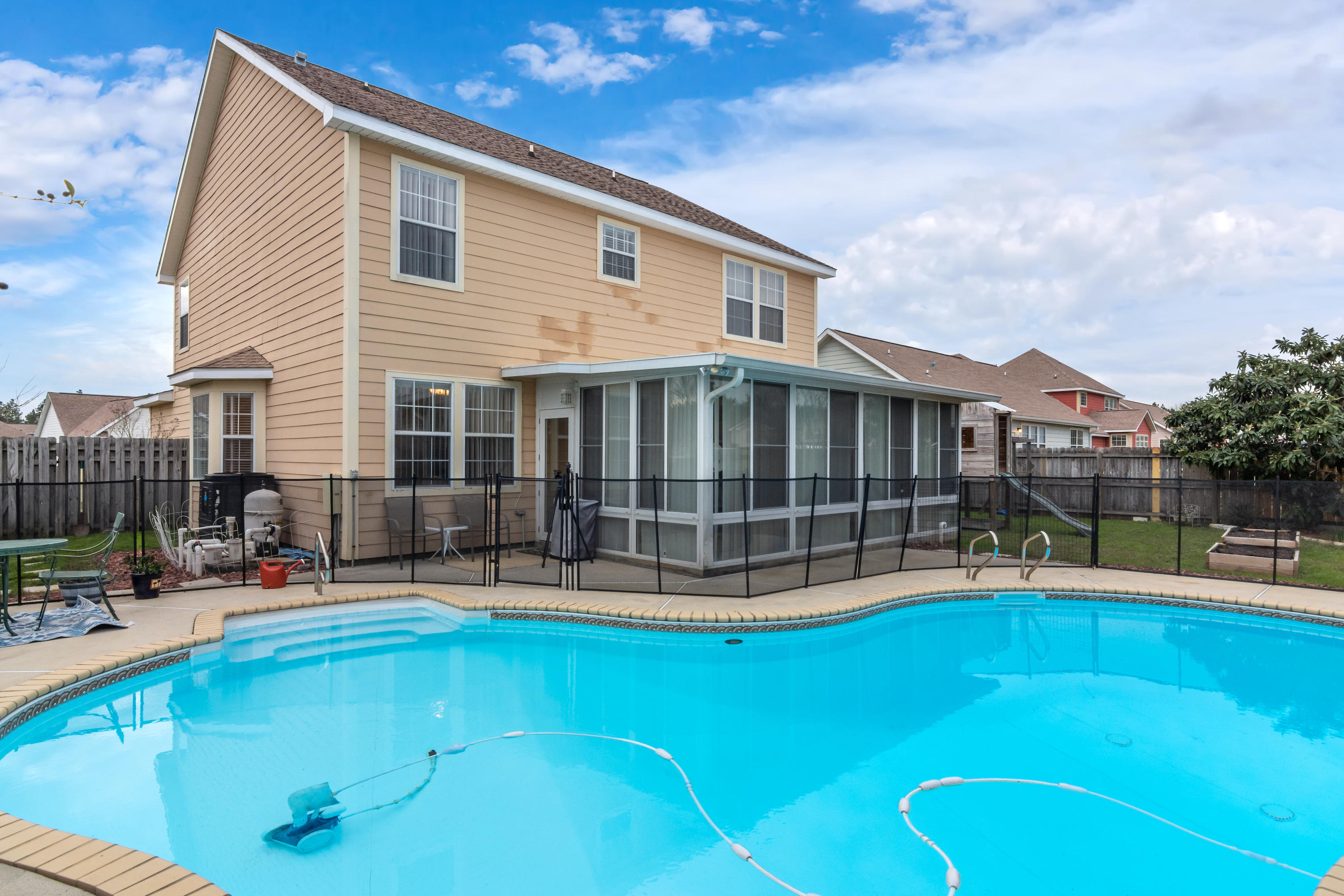 SANDY RIDGE ESTATES - Residential