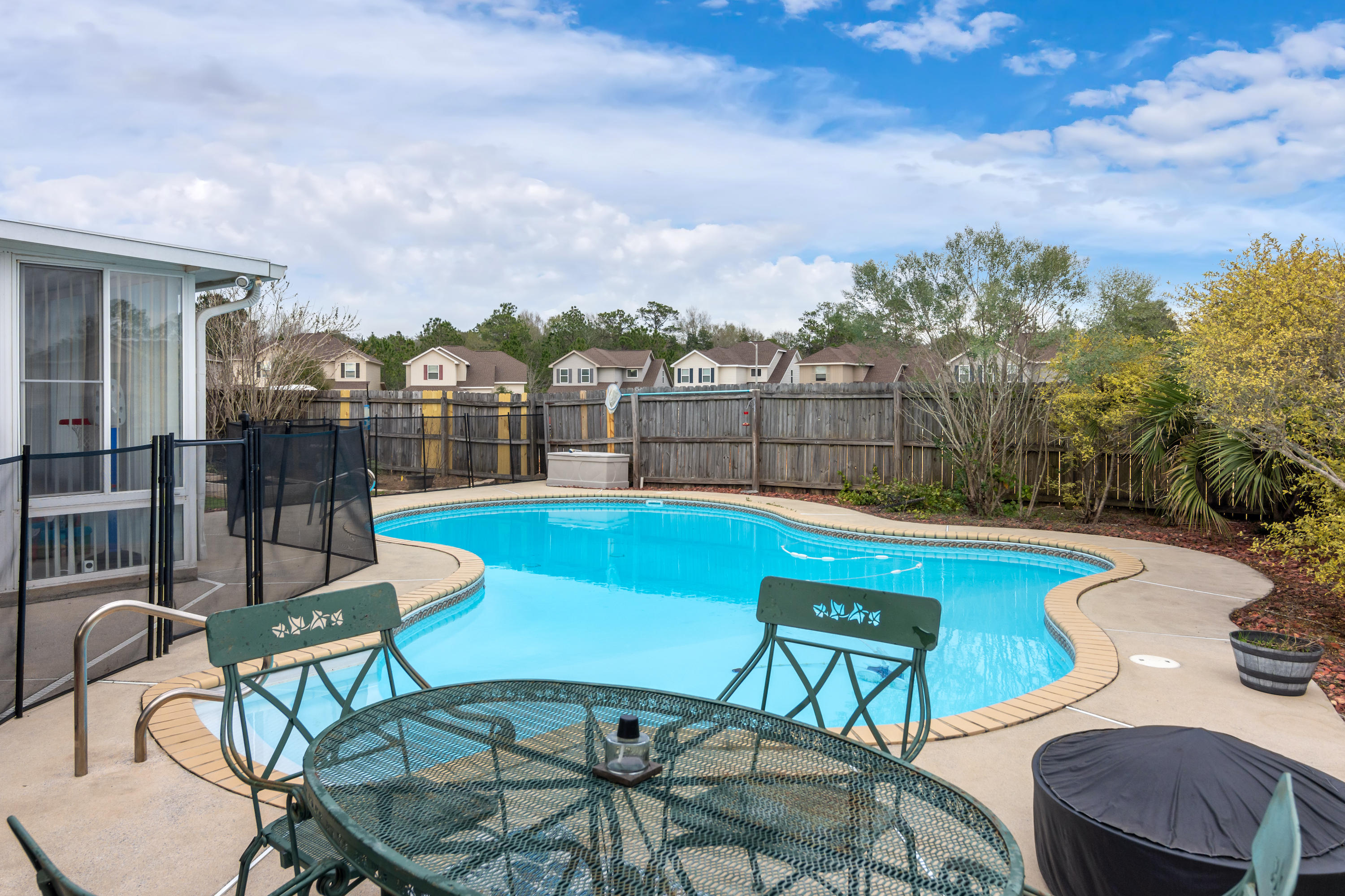 SANDY RIDGE ESTATES - Residential