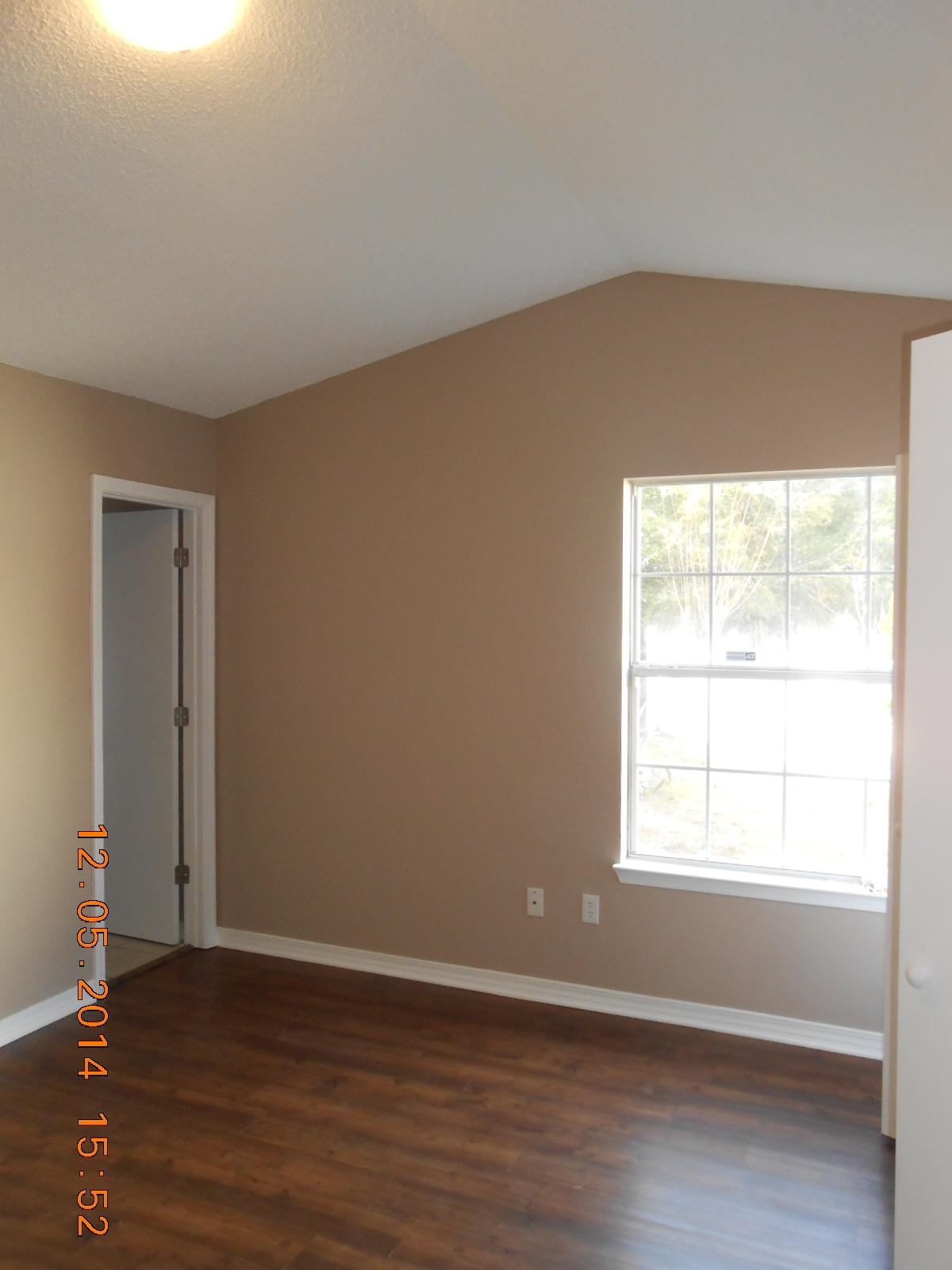 HOLLYROD PARK - Residential