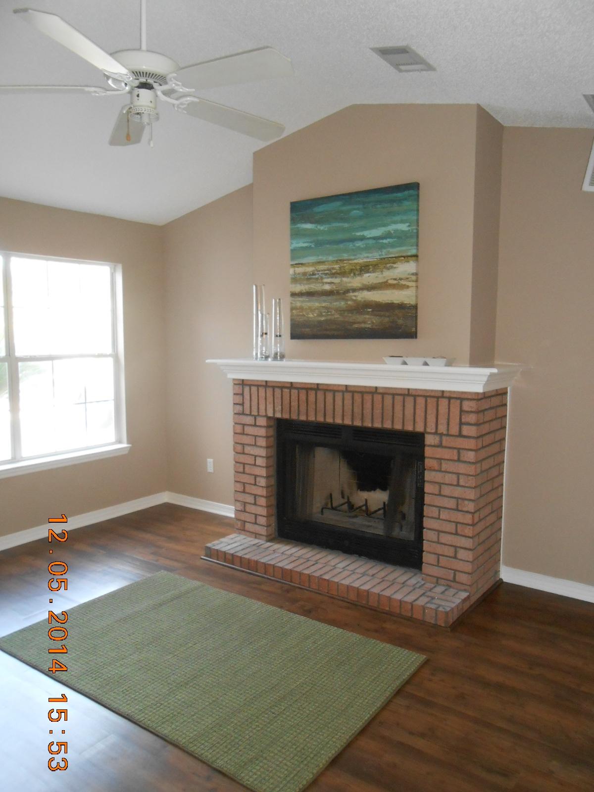 HOLLYROD PARK - Residential