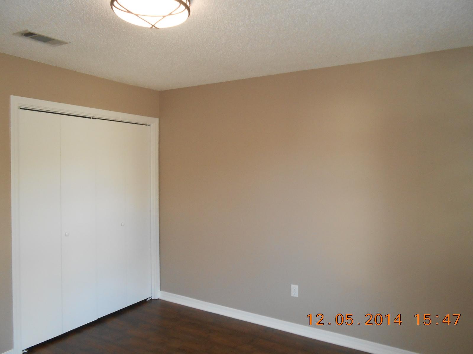 HOLLYROD PARK - Residential