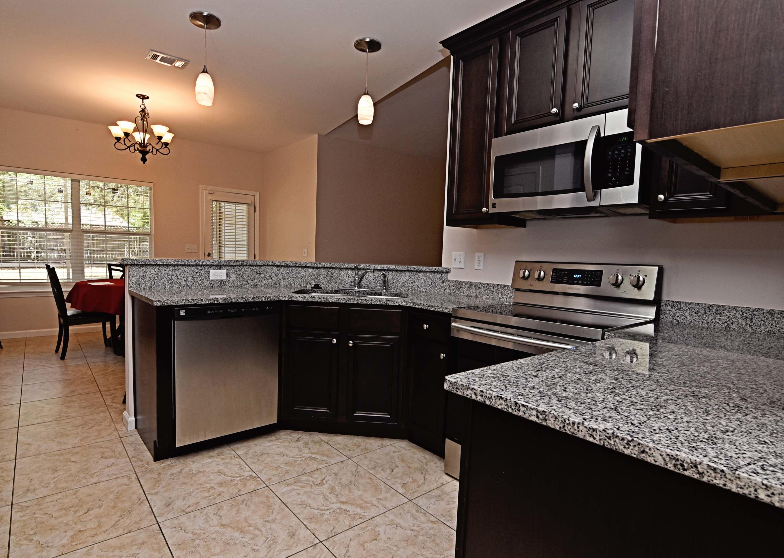 VALPARAISO PINECREST 6 - Residential