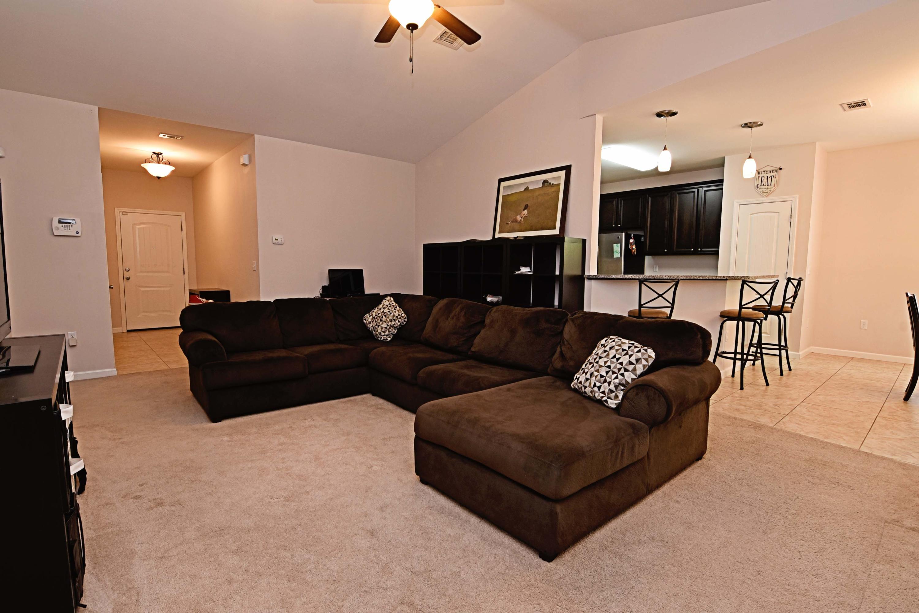 VALPARAISO PINECREST 6 - Residential