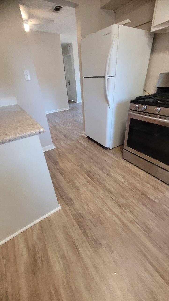 BRYN MAWR PARK 1ST ADDN - Residential Lease