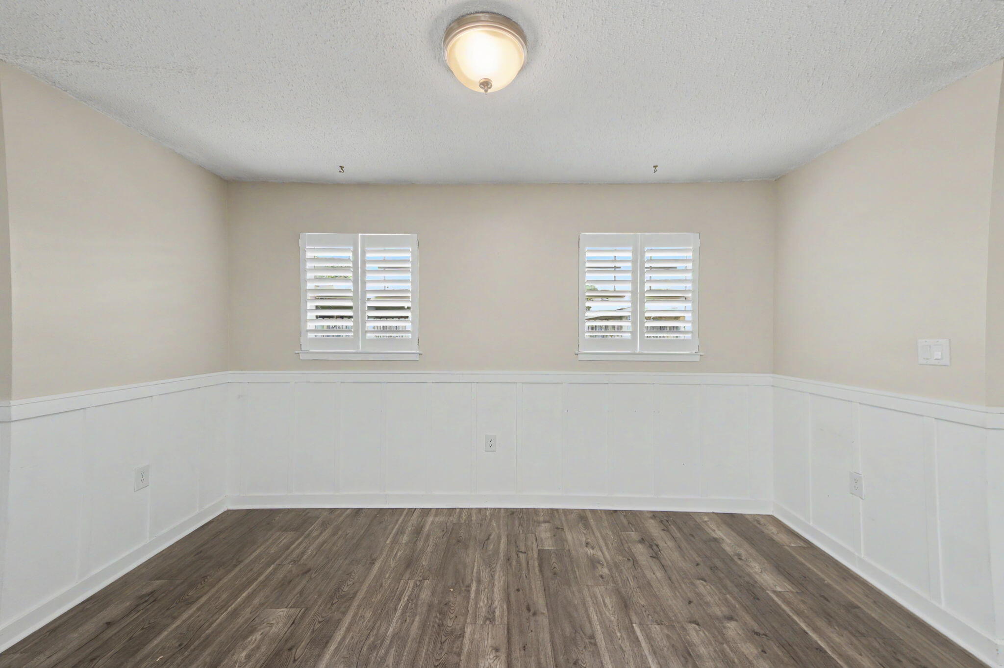 LAKE LORRAINE ESTATES - Residential Lease