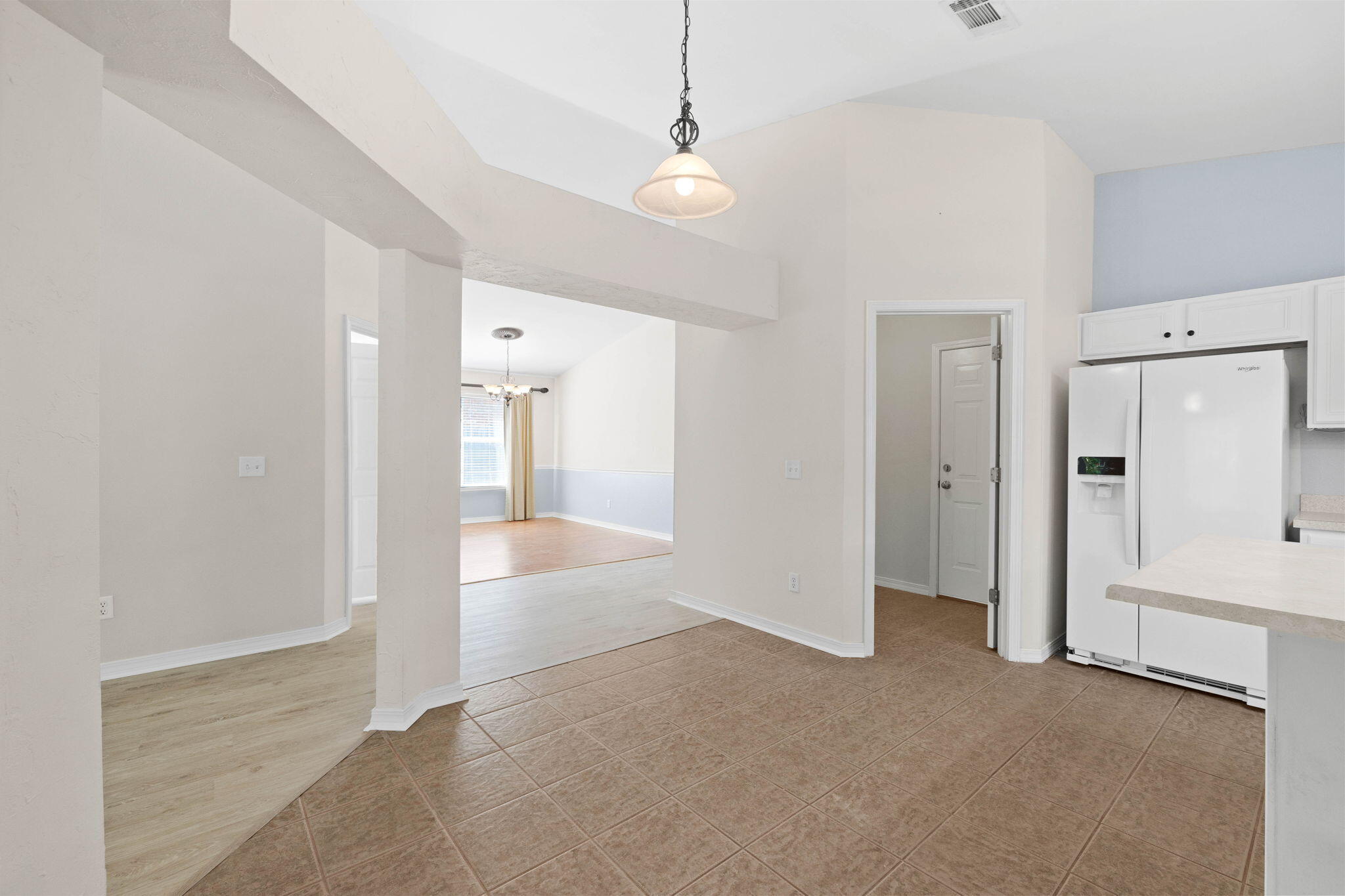 HIDDEN SHORES - Residential