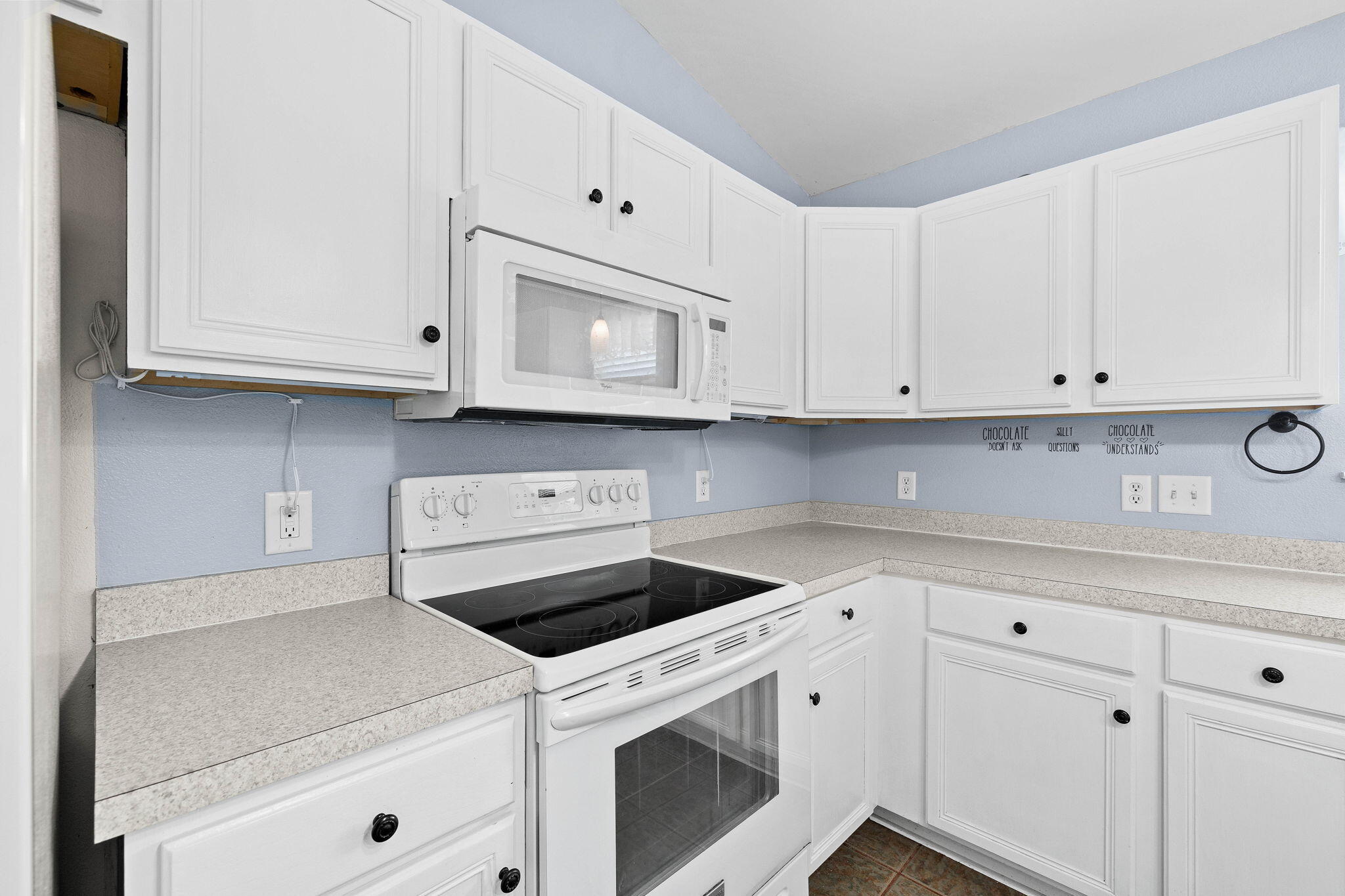 HIDDEN SHORES - Residential