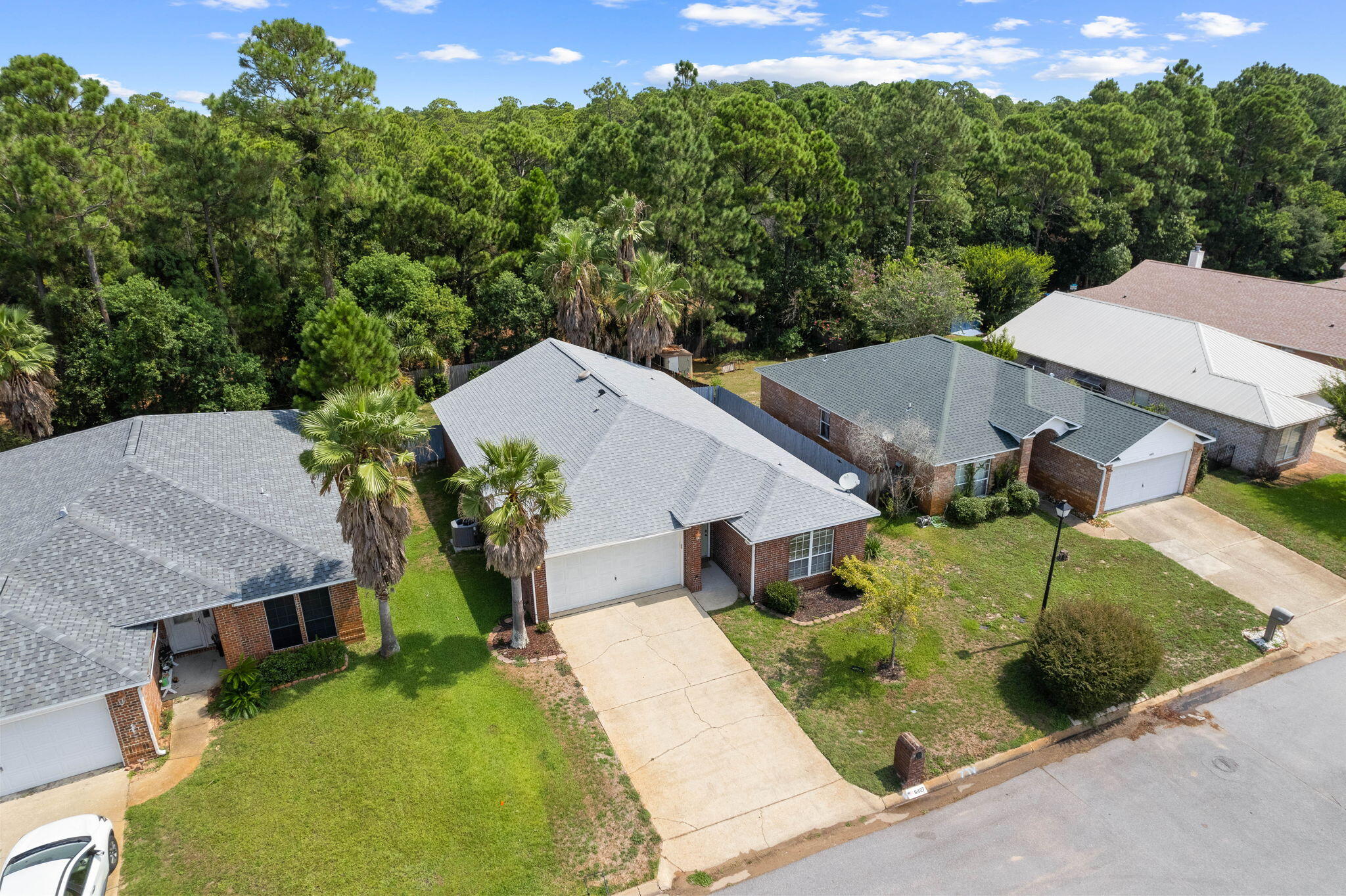 HIDDEN SHORES - Residential