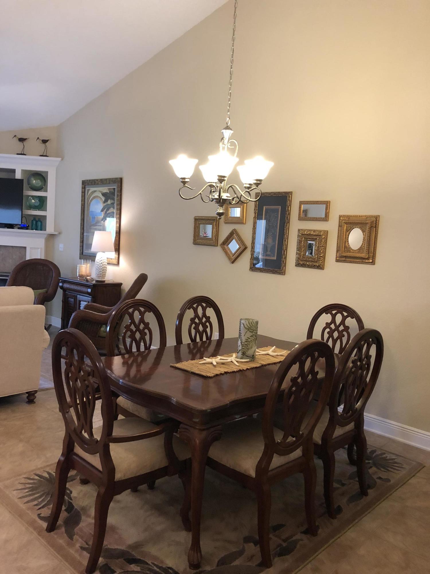 DIAMOND LAKES - Residential