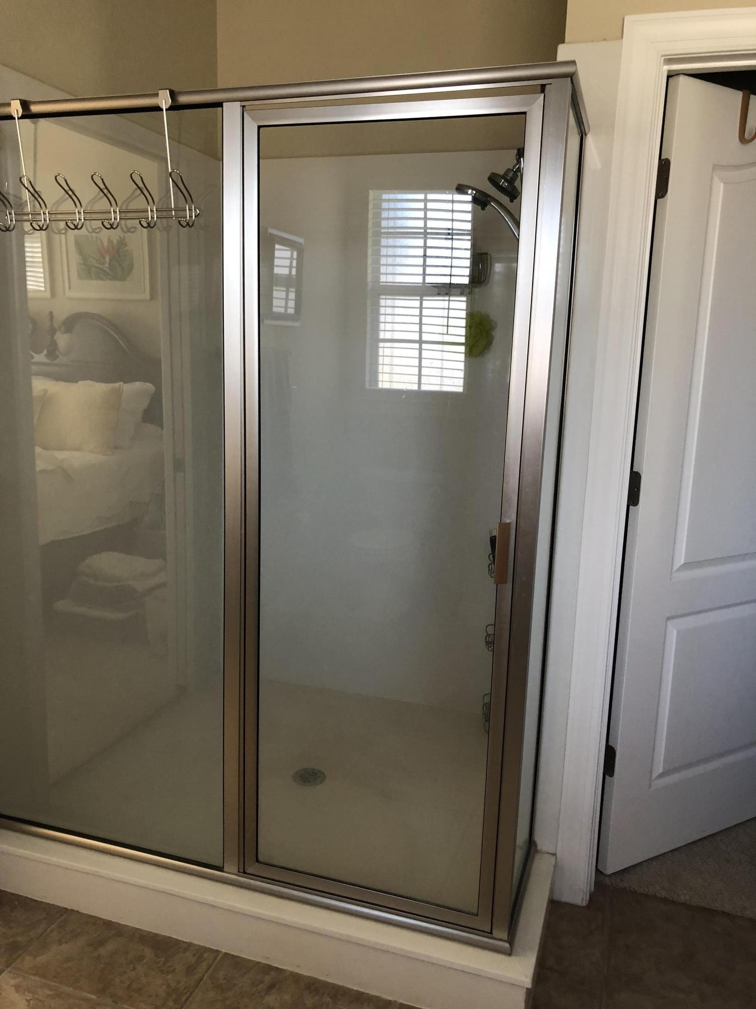 DIAMOND LAKES - Residential