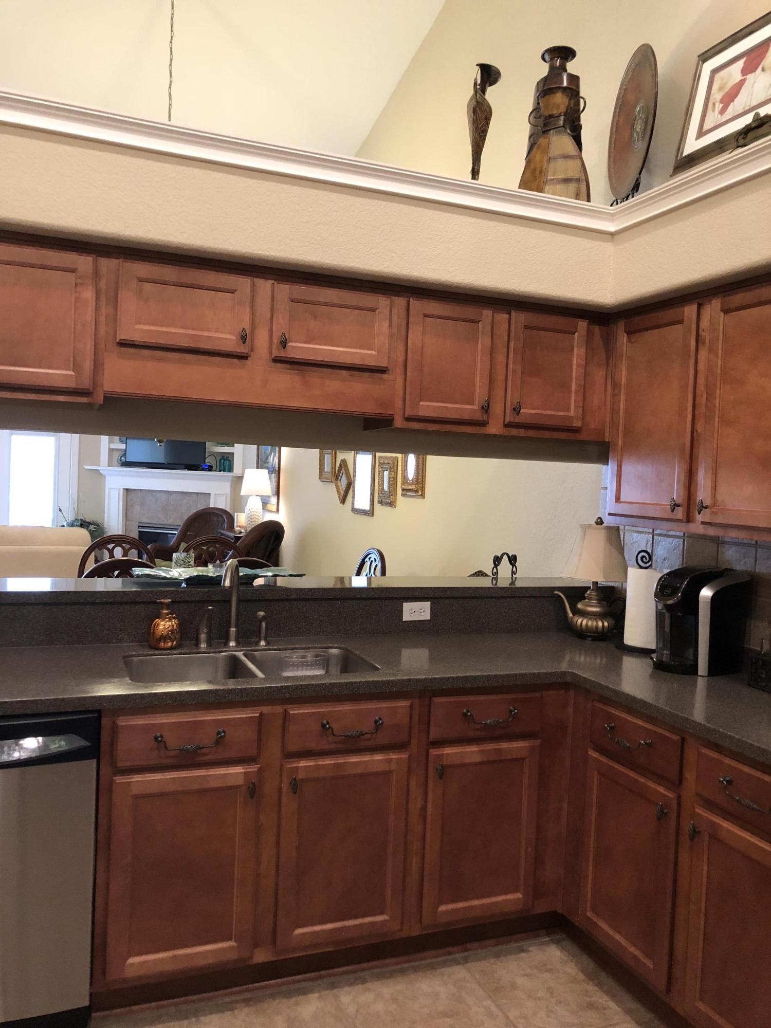 DIAMOND LAKES - Residential