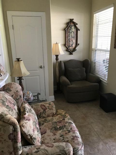 DIAMOND LAKES - Residential