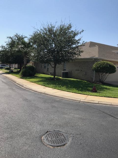 DIAMOND LAKES - Residential