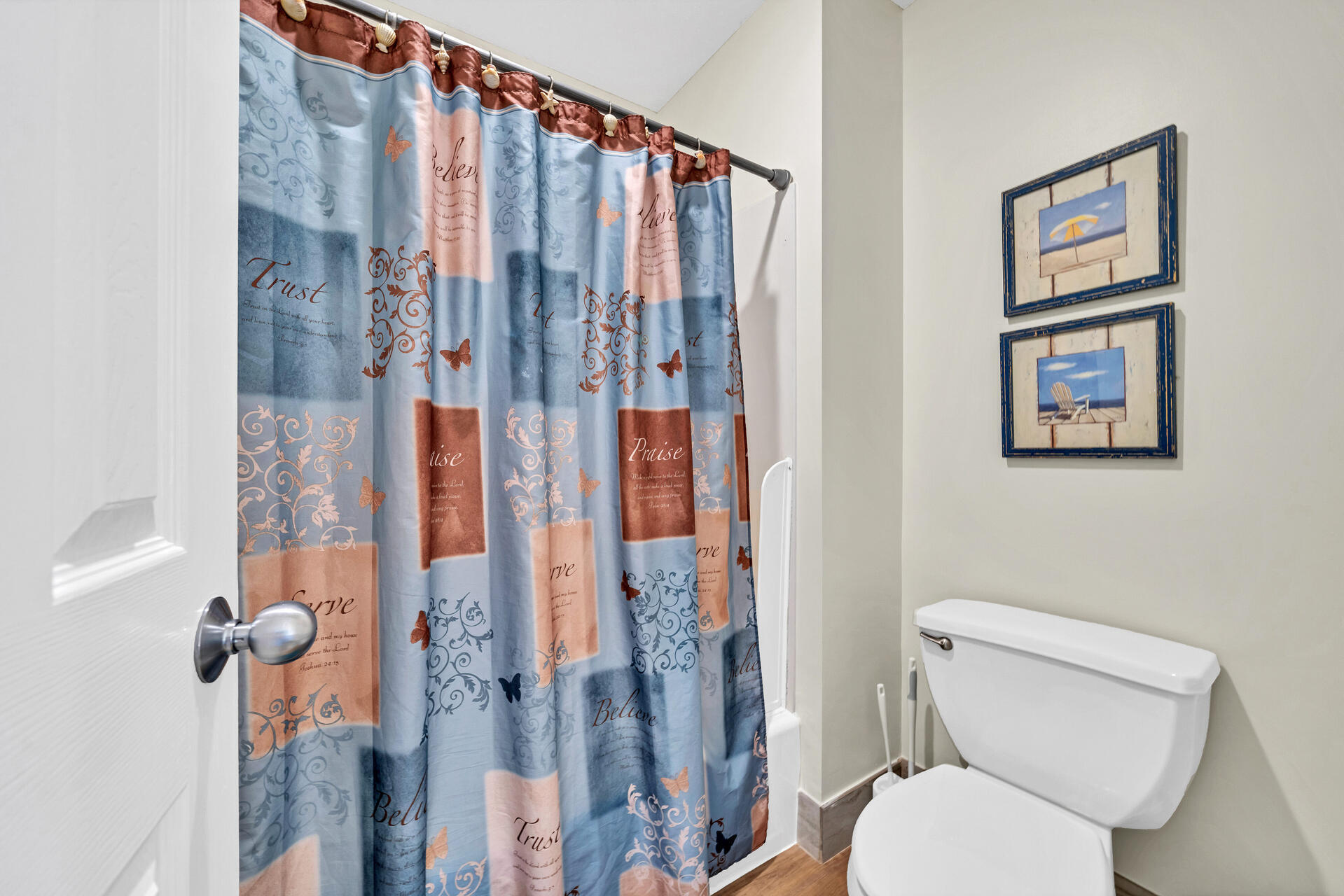 LEEWARD KEY - Residential