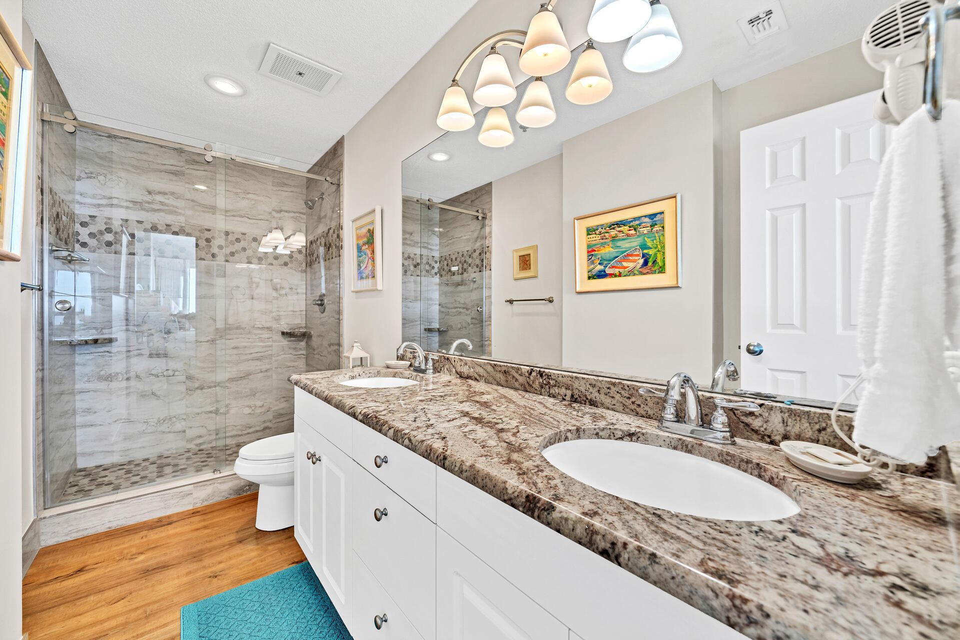 LEEWARD KEY - Residential
