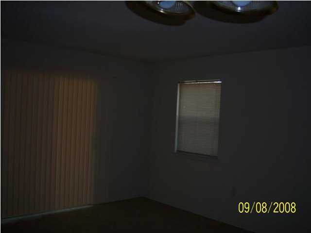 SCOTTWOOD - Residential Lease