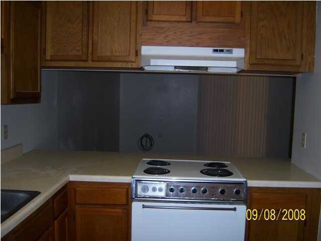 SCOTTWOOD - Residential Lease