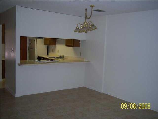 SCOTTWOOD - Residential Lease