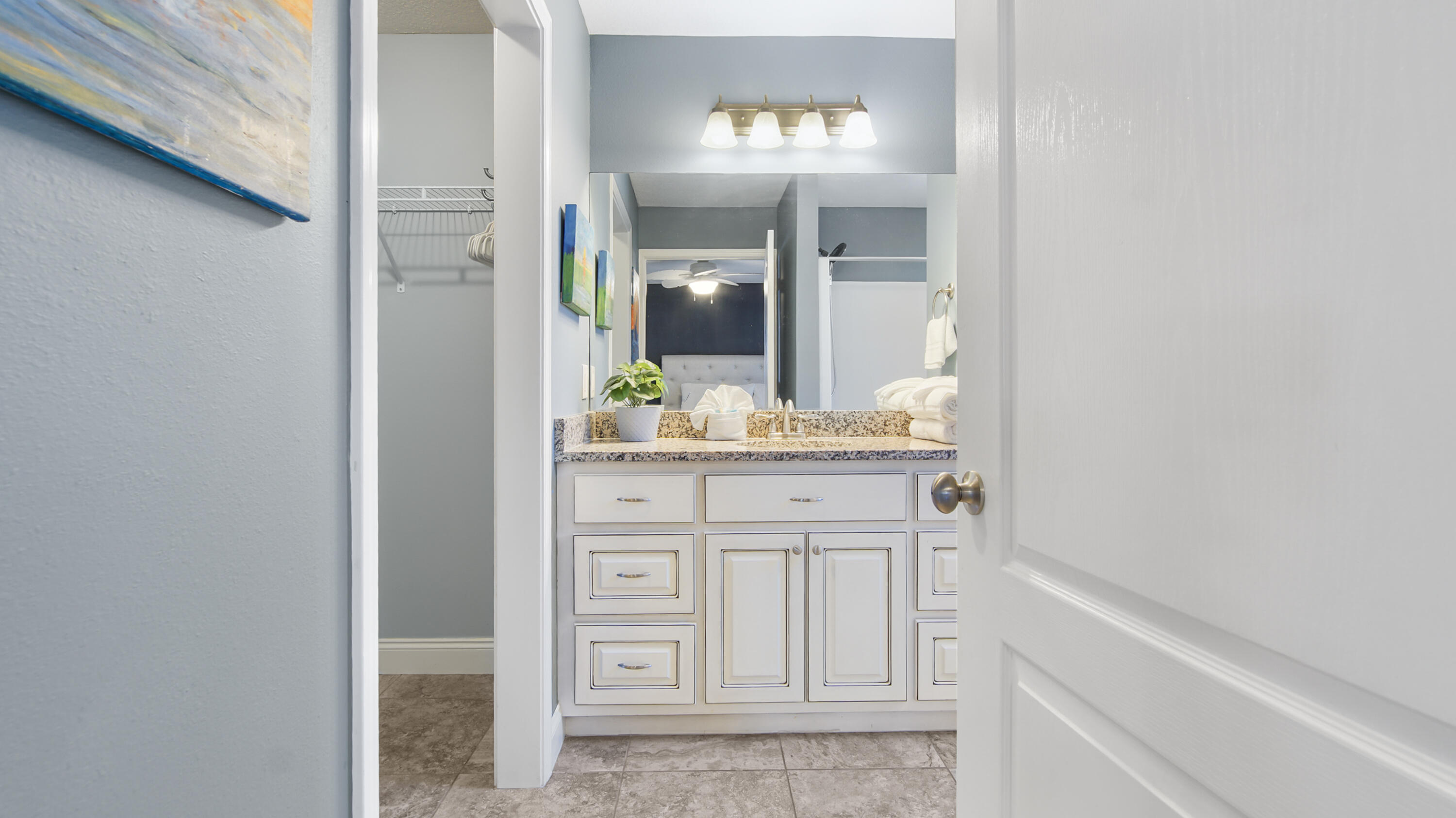 HOLIDAY BEACH - Residential