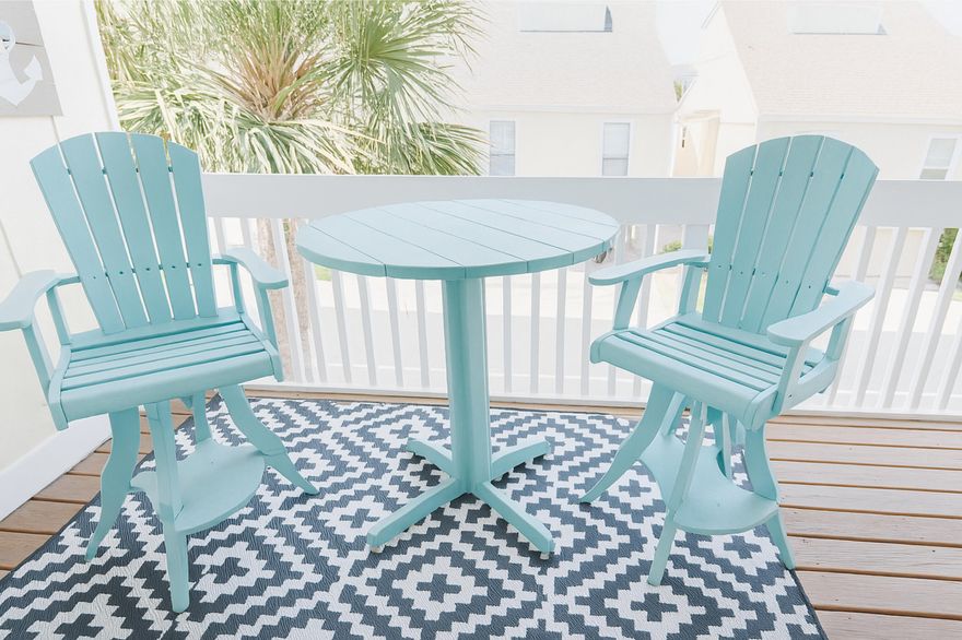 PRICE REDUCTION and a $7500 appliance CREDIT.   Sandpiper Cove Unit 3214-a beautifully decorated 2-bedroom 2-bath condo located in the heart of the highly sought-after Sandpiper Cove community in Destin, FL. Enjoy your morning coffee from the private balcony. This charming unit is perfectly situated in the center of the property, offering convenient access to all of the resort's top-tier amenities including pools, tennis courts, marina, on-site dining and 1,100 feet of private beach access.Step inside to find tasteful coastal decor, open living and dining area, and a well appointed kitchen ready for your next getaway or investment opportunity. Both bedrooms are spacious and inviting with attached separate full baths.