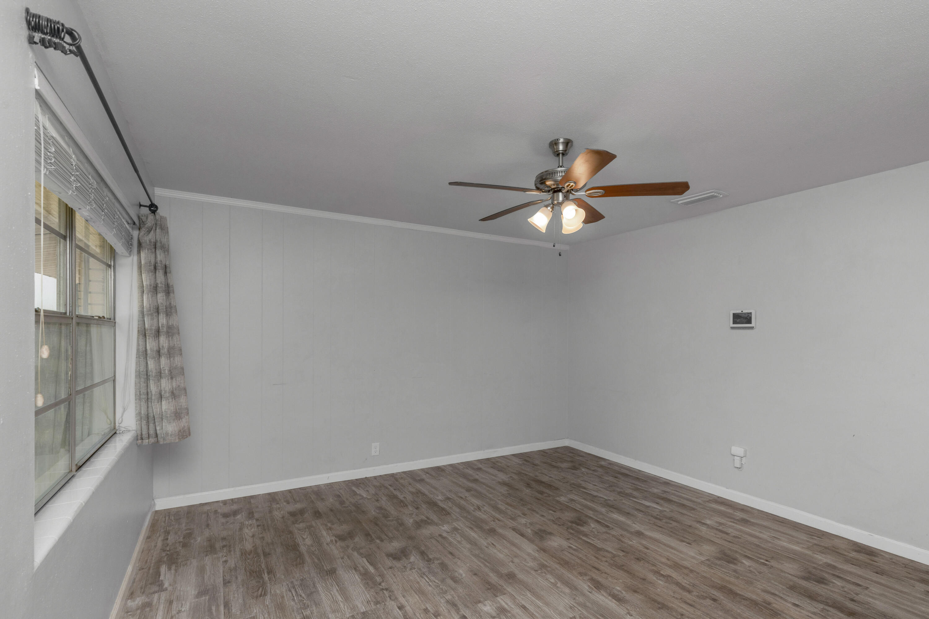 BAY RIDGE PARK 1ST ADDN - Residential