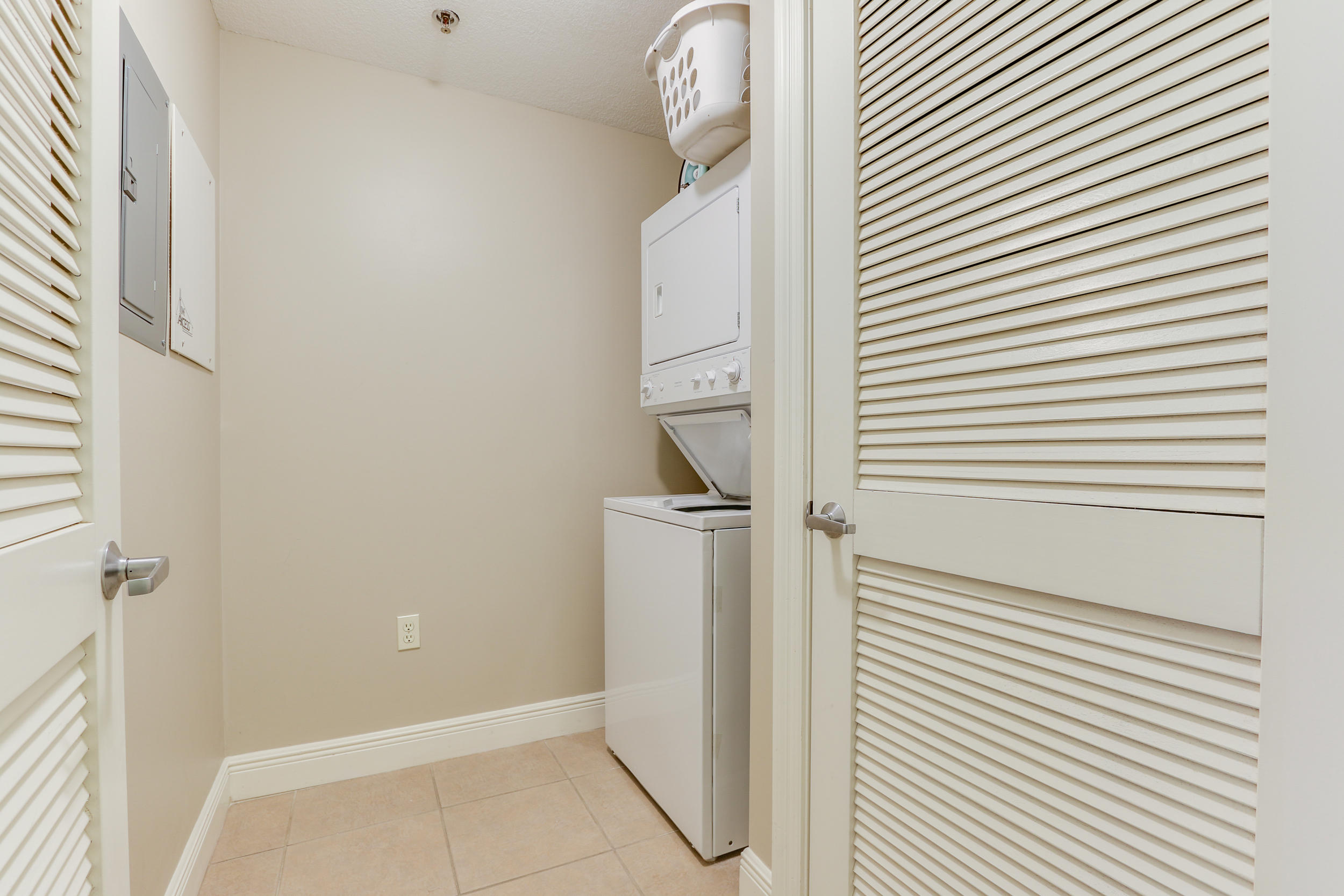 ARIEL DUNES II - Residential