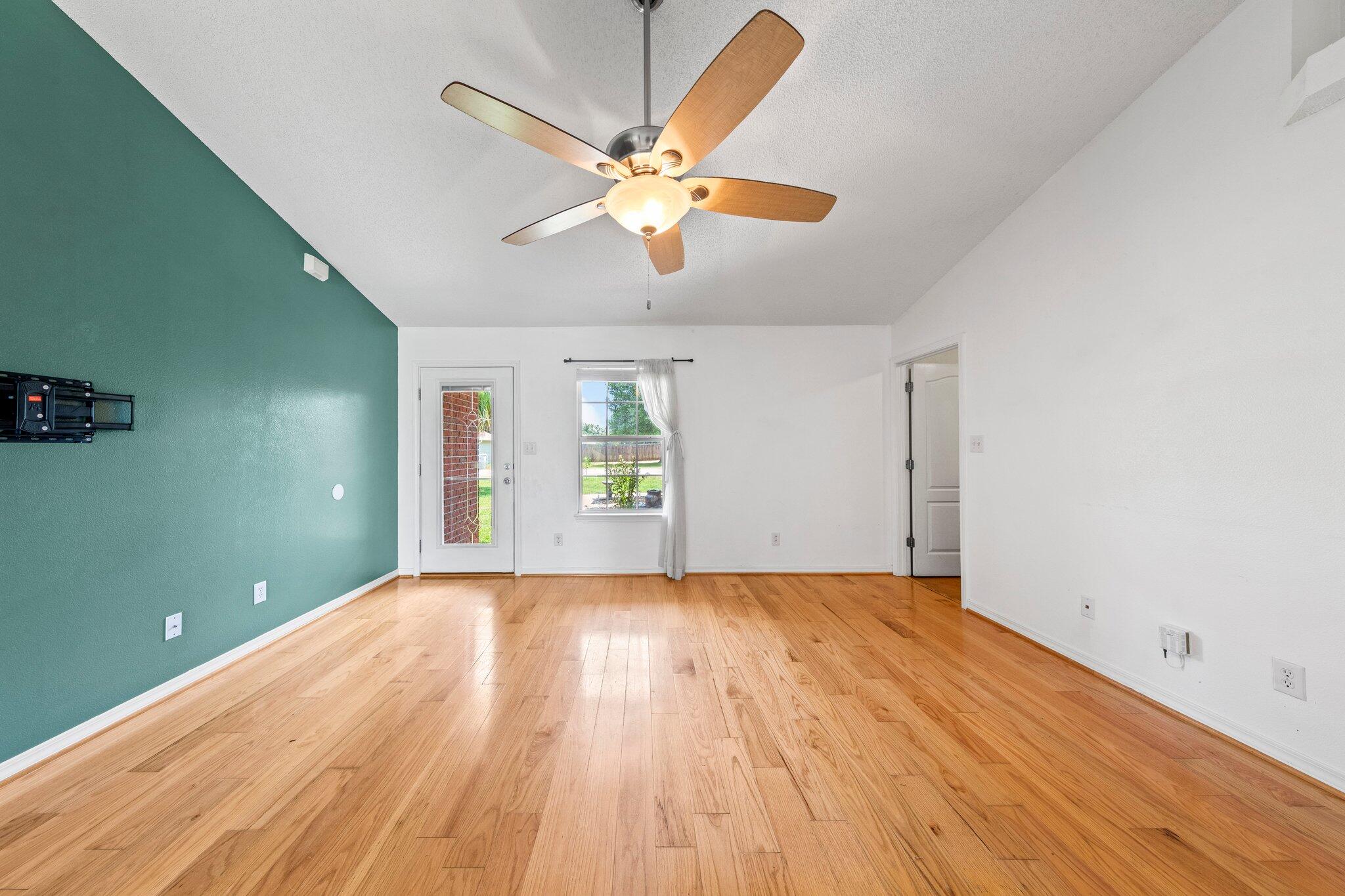 PLANTATION WOODS - Residential