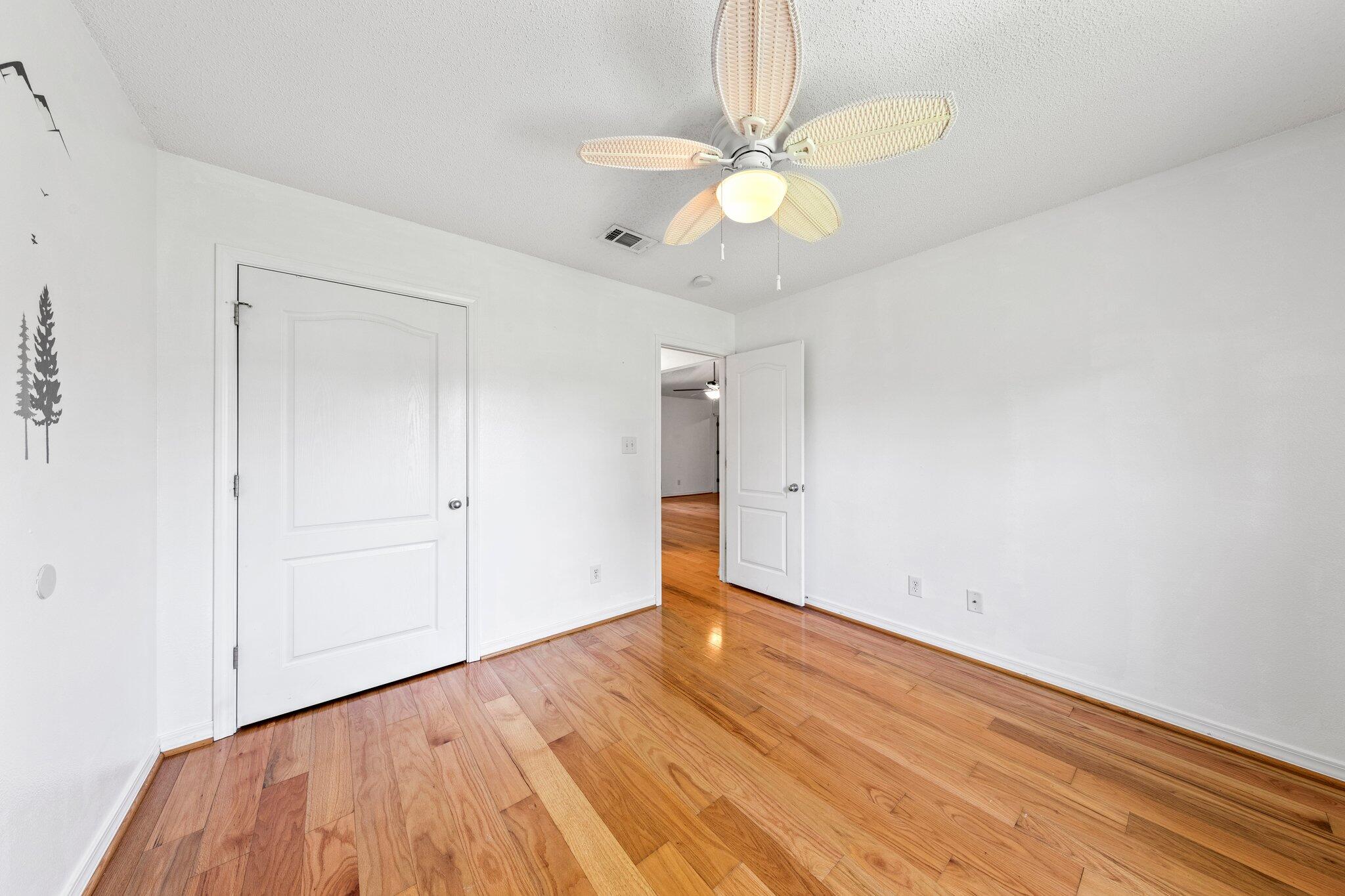 PLANTATION WOODS - Residential