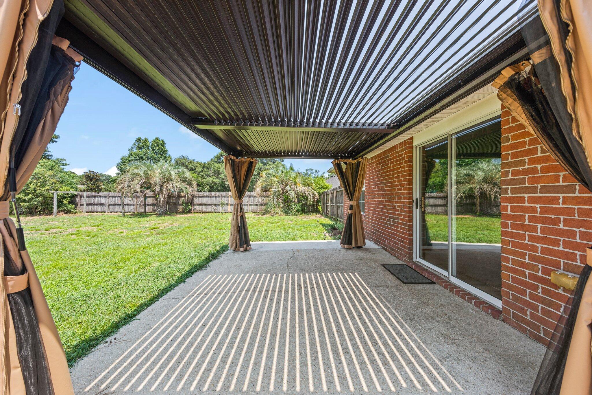 PLANTATION WOODS - Residential